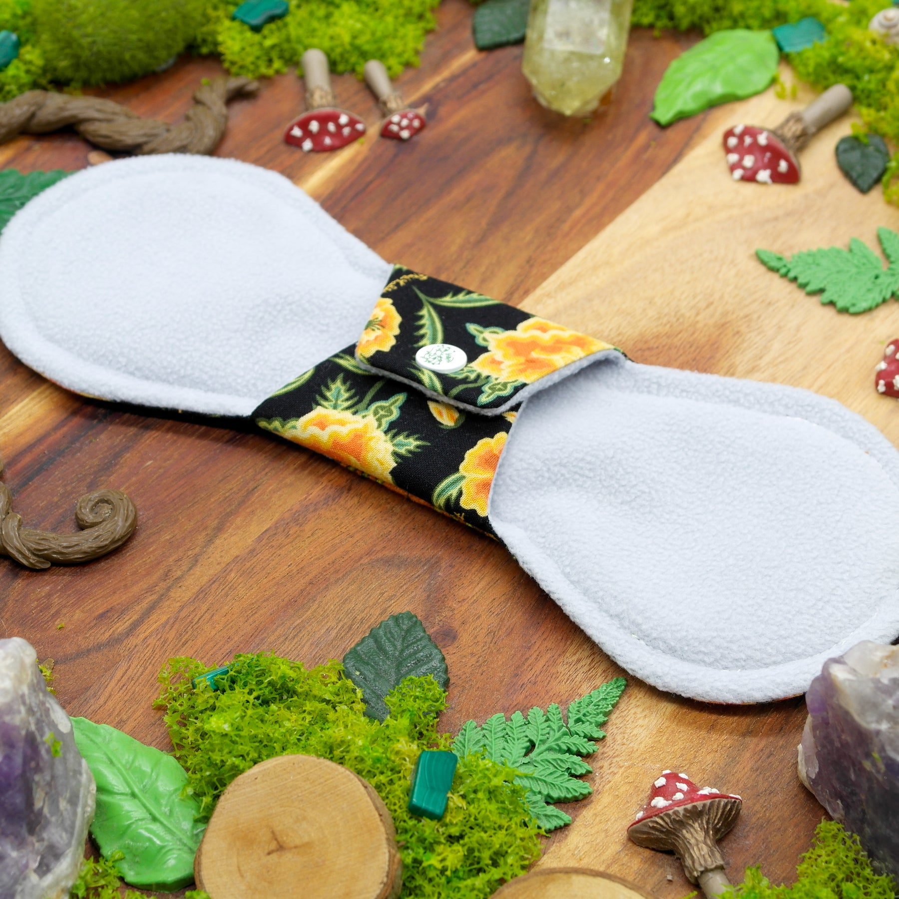 Eco-friendly reusable cloth pad 10" Heavy - Orange