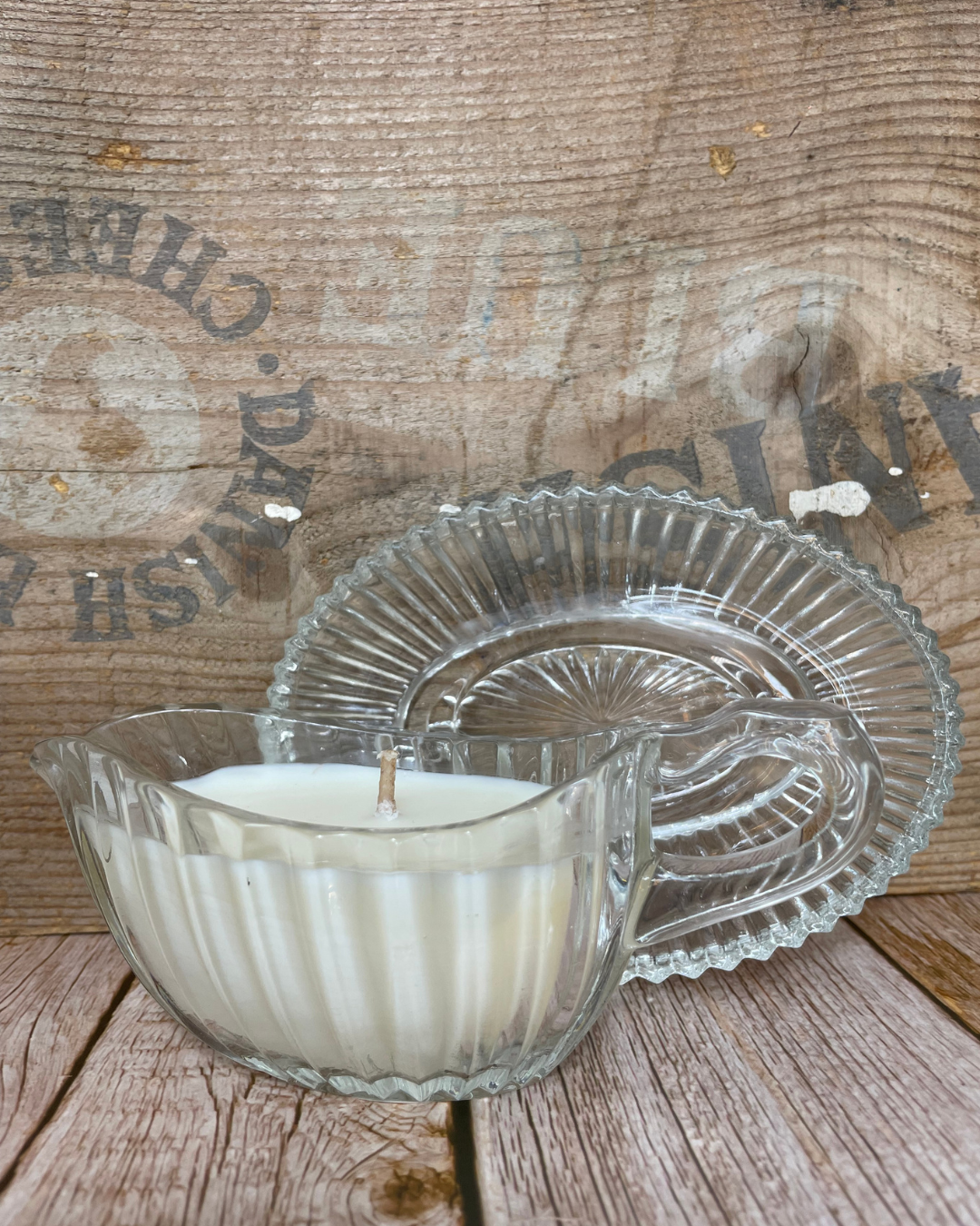 Vanilla dreams I Natural Soy Candle I Vintage Glass Gravy Boat