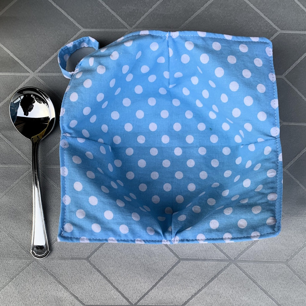 Bowl Cosy with hanging loop