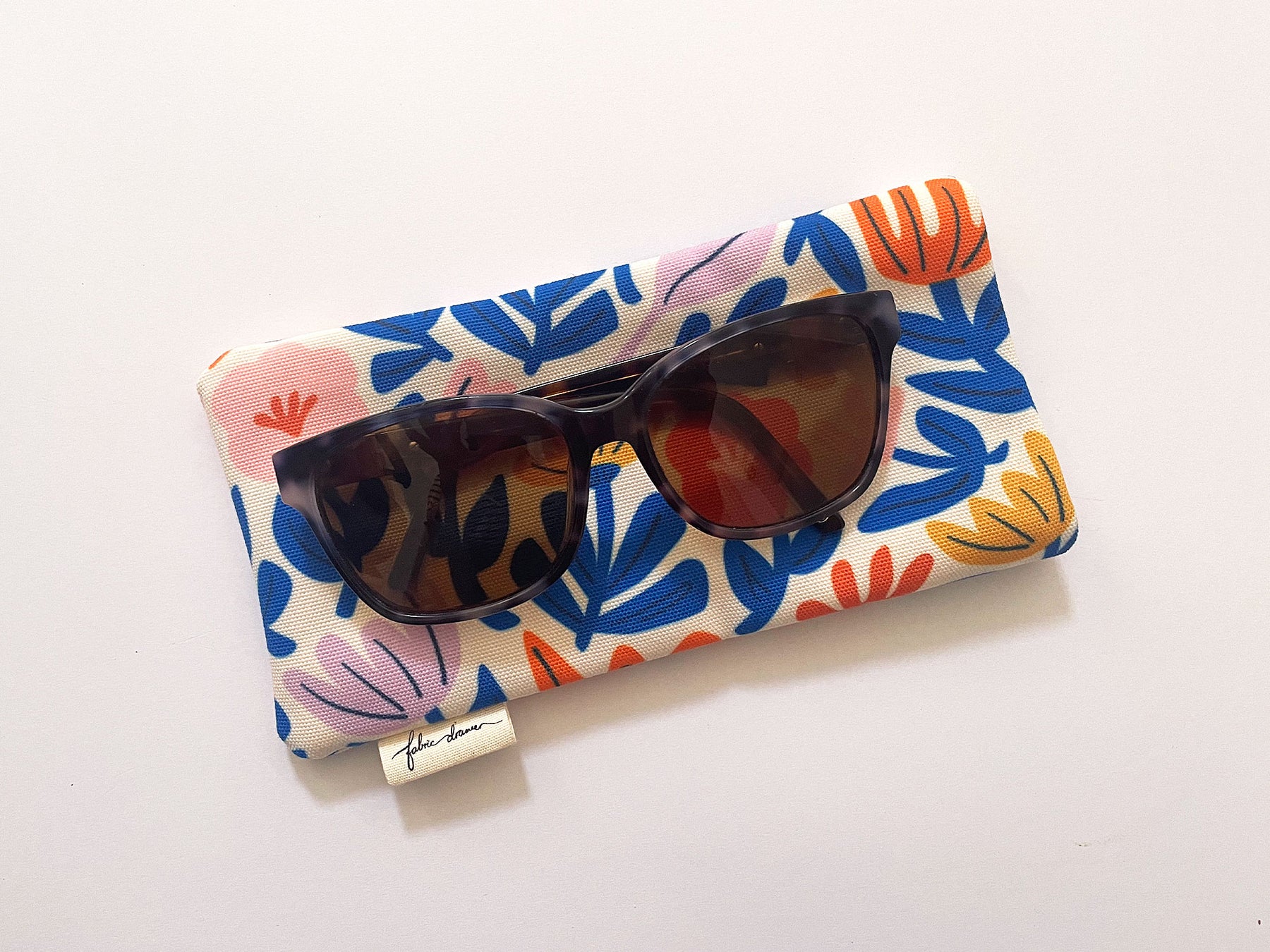 Fabric Glasses, Sunglasses Case, Handmade - Petals (Light)