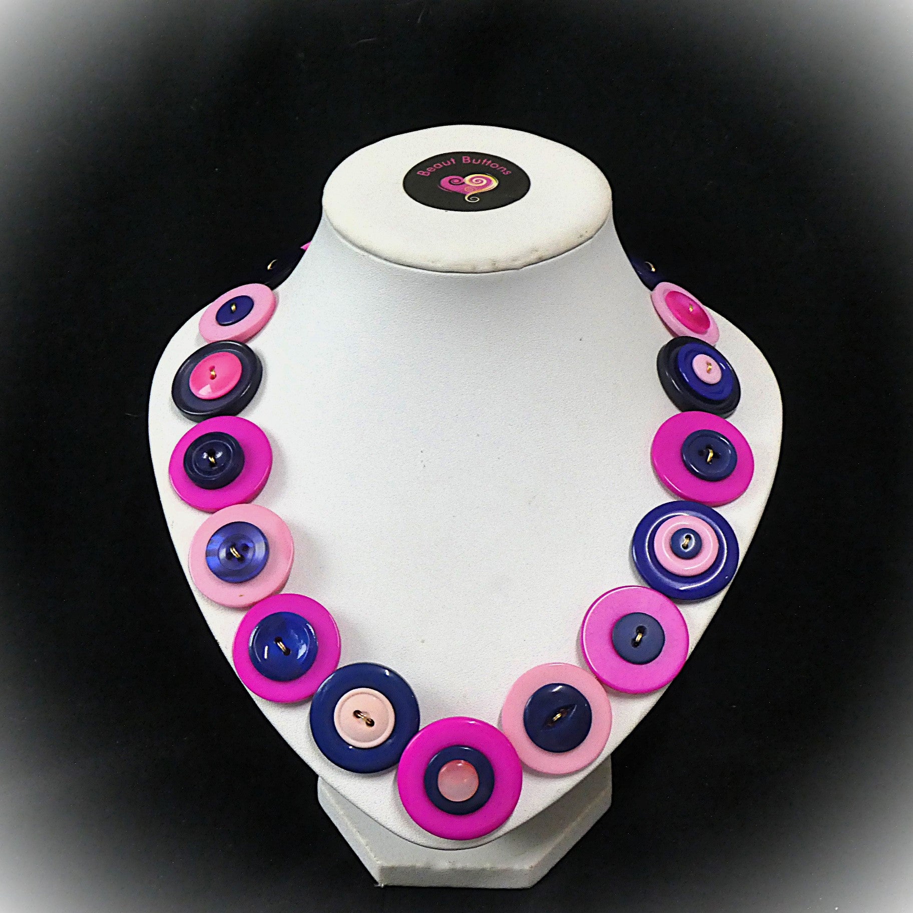 Button necklace - Inky Pinky