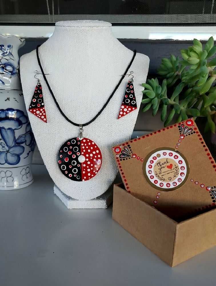 Original Dot Art design Pendant and Earing set called "Gone Dotty "