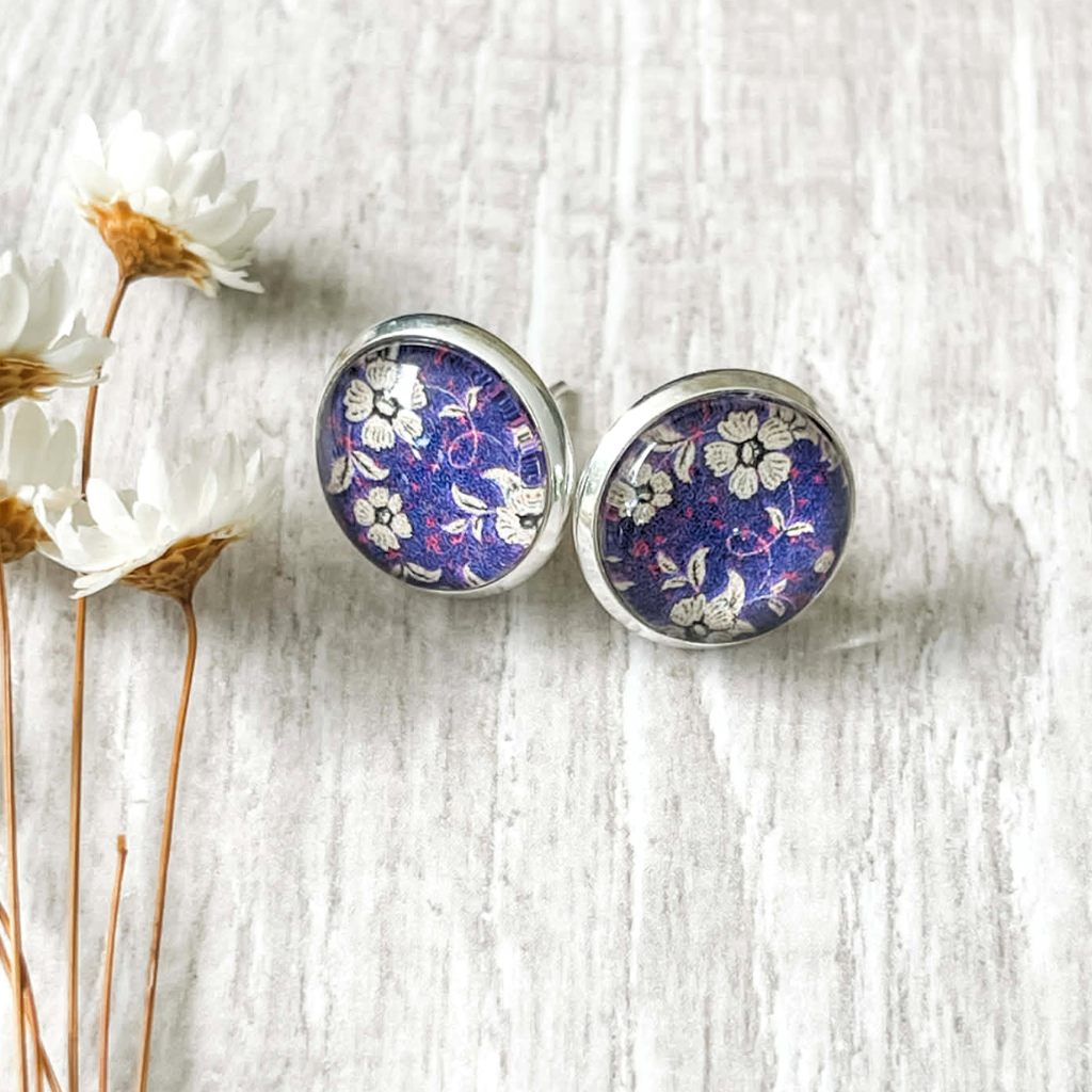 Violet Floral Earrings • Gift Earrings for Your Purple Lovers • Handmade with Paper and Glass