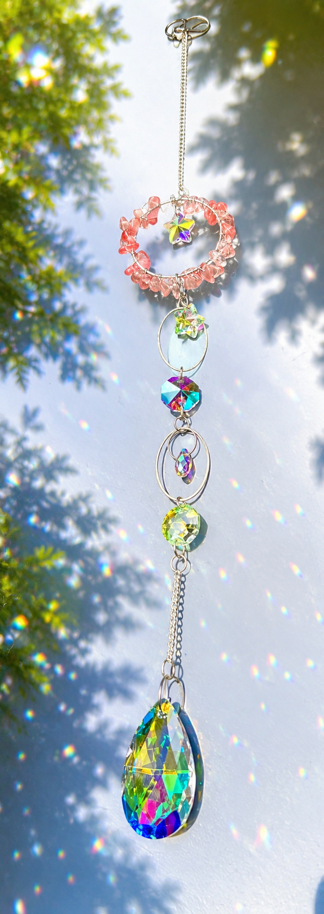 Bring in magic with Dancing Sun-catchers!