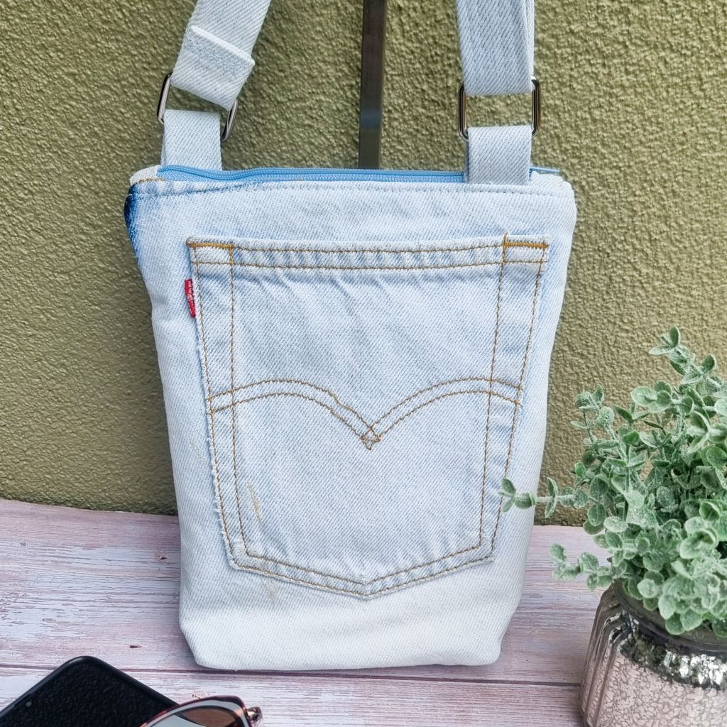 Upcycled small zip crossbody bag - Pale blue denim & abstract floral