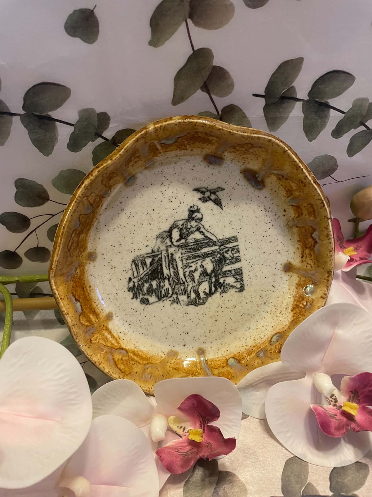 Vintage sheep in the pasture bowl/dish