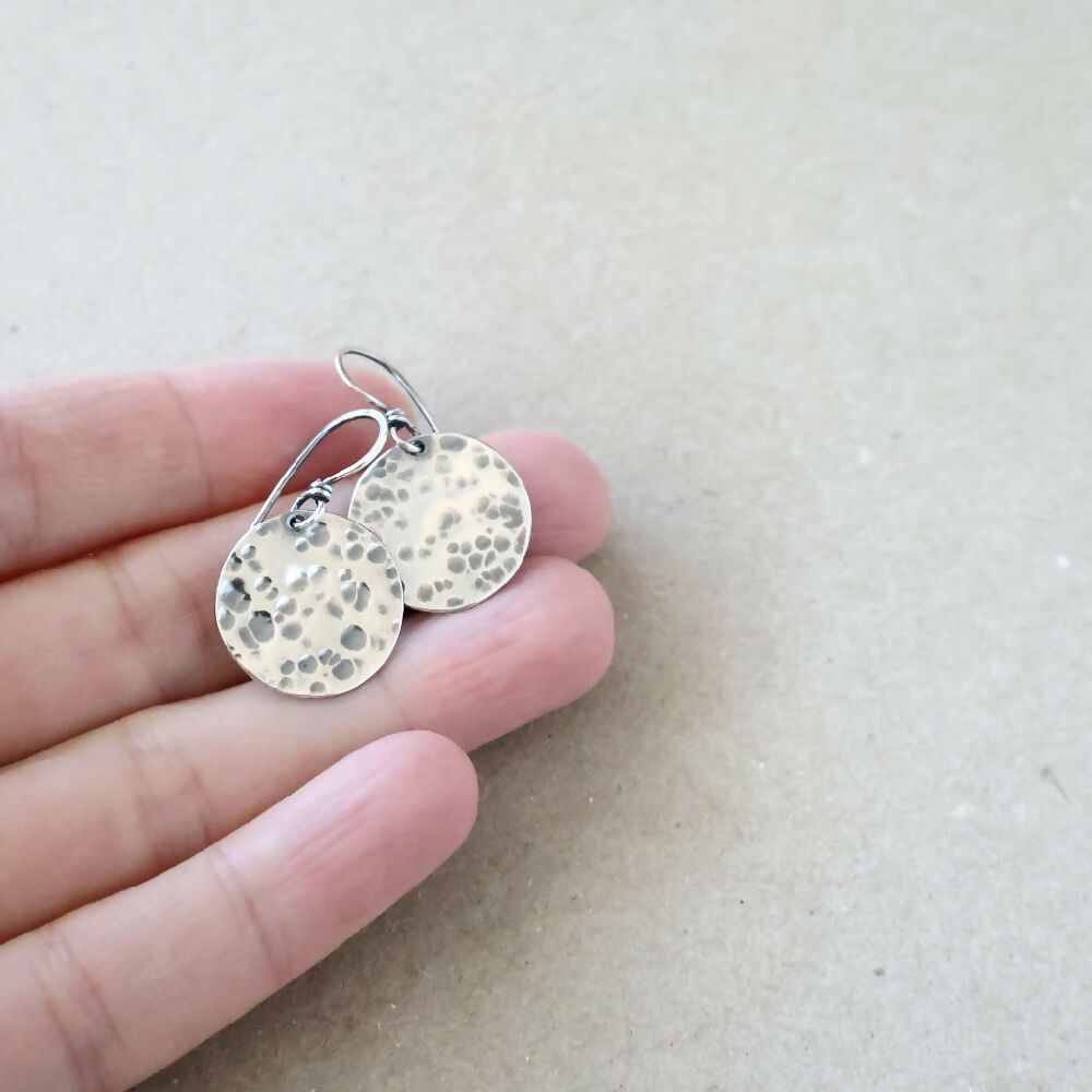 EMS05432_07_EthicalSterlingSilverSmallFullMoonEarrings