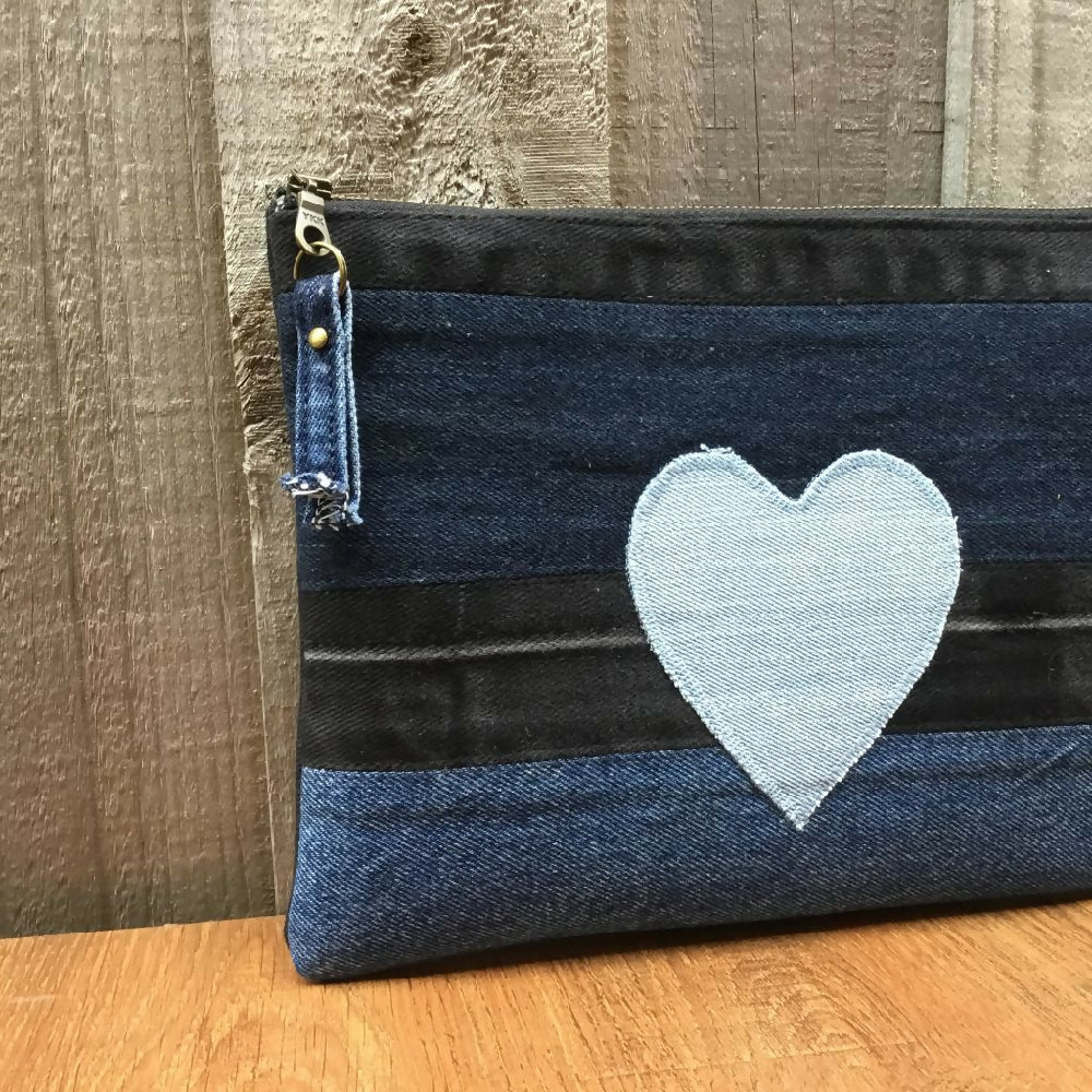 upcycled_denim_pouch_5c