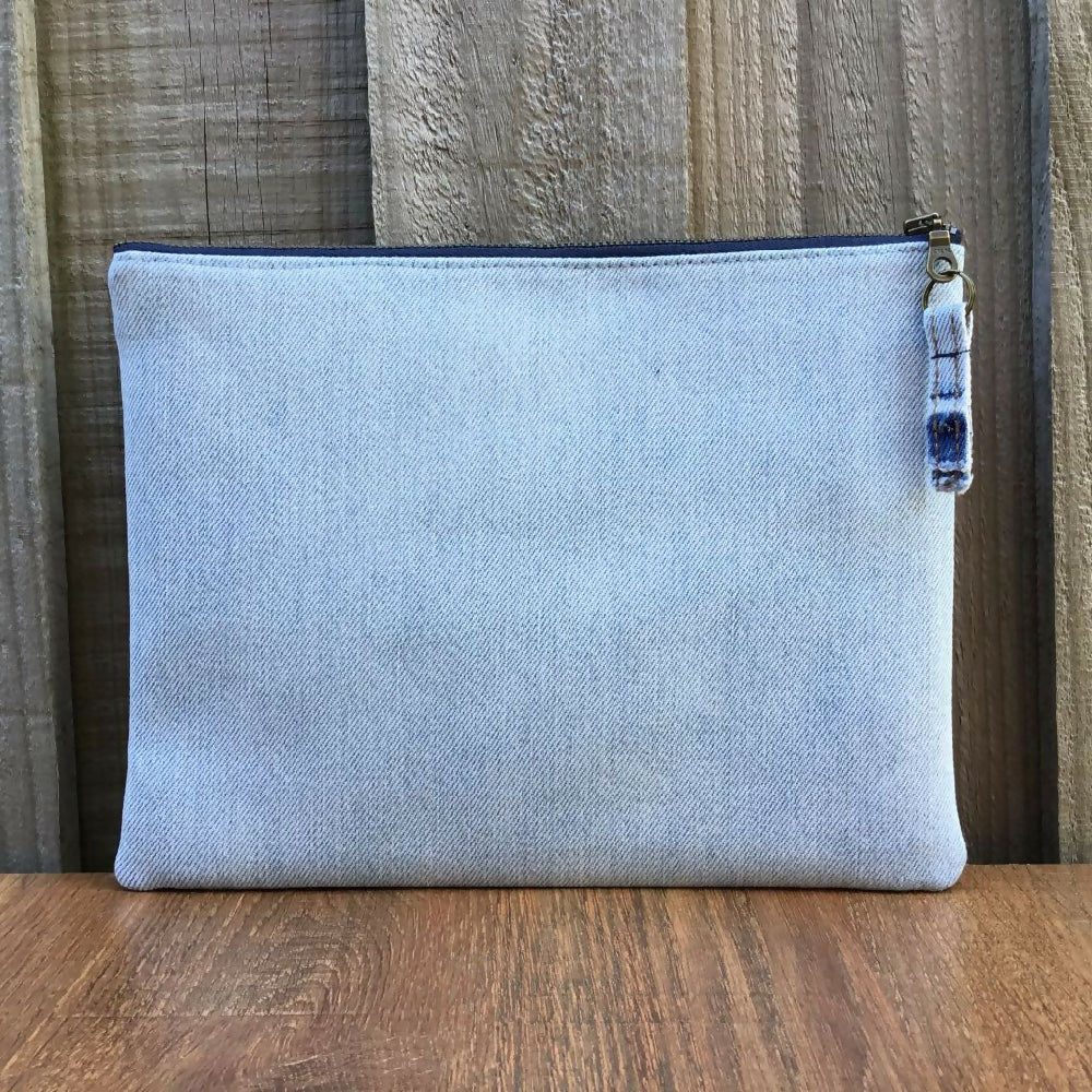 Upcycled_denim_pouch_12c