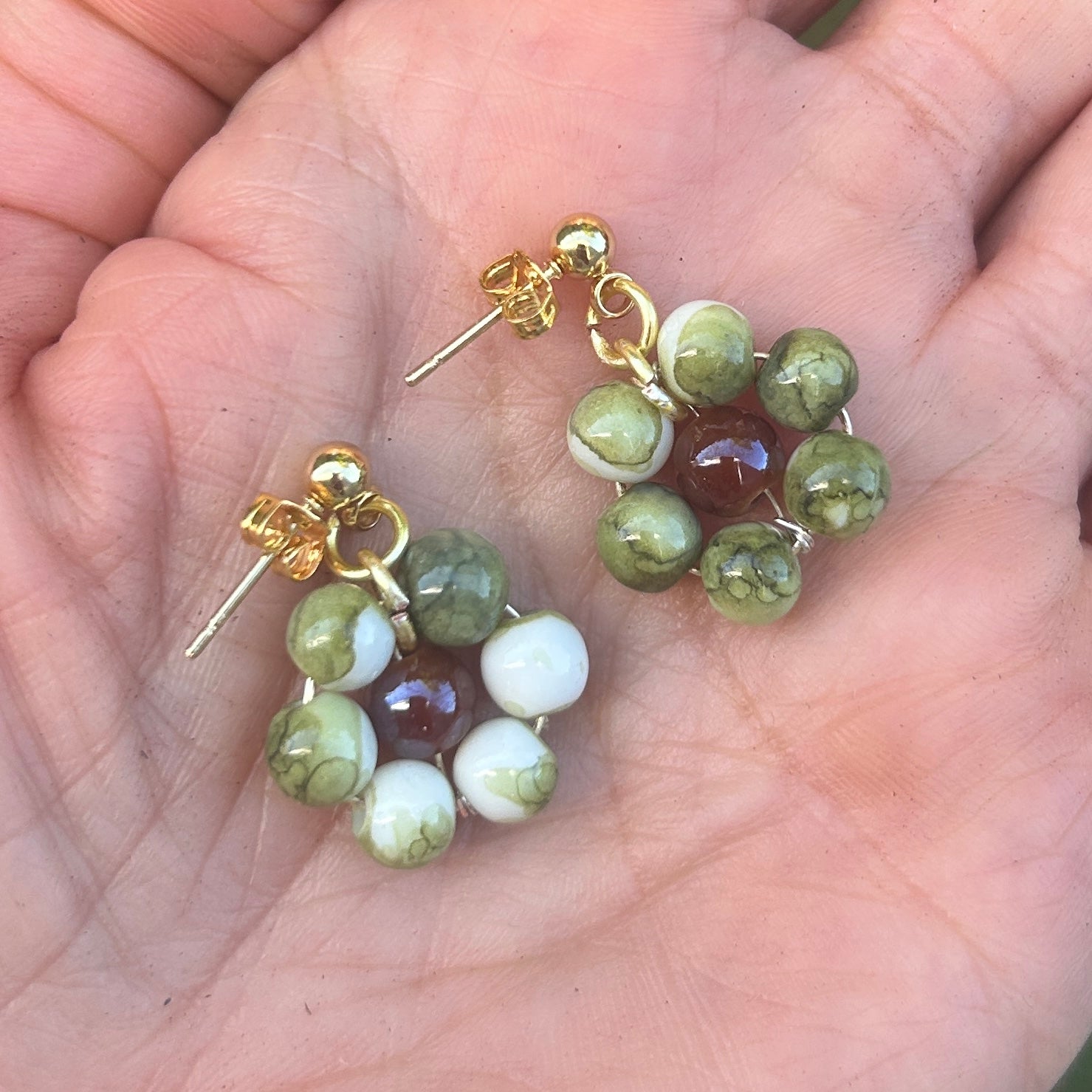 'Daisy Daisy' Daisies on studs Boho Gold