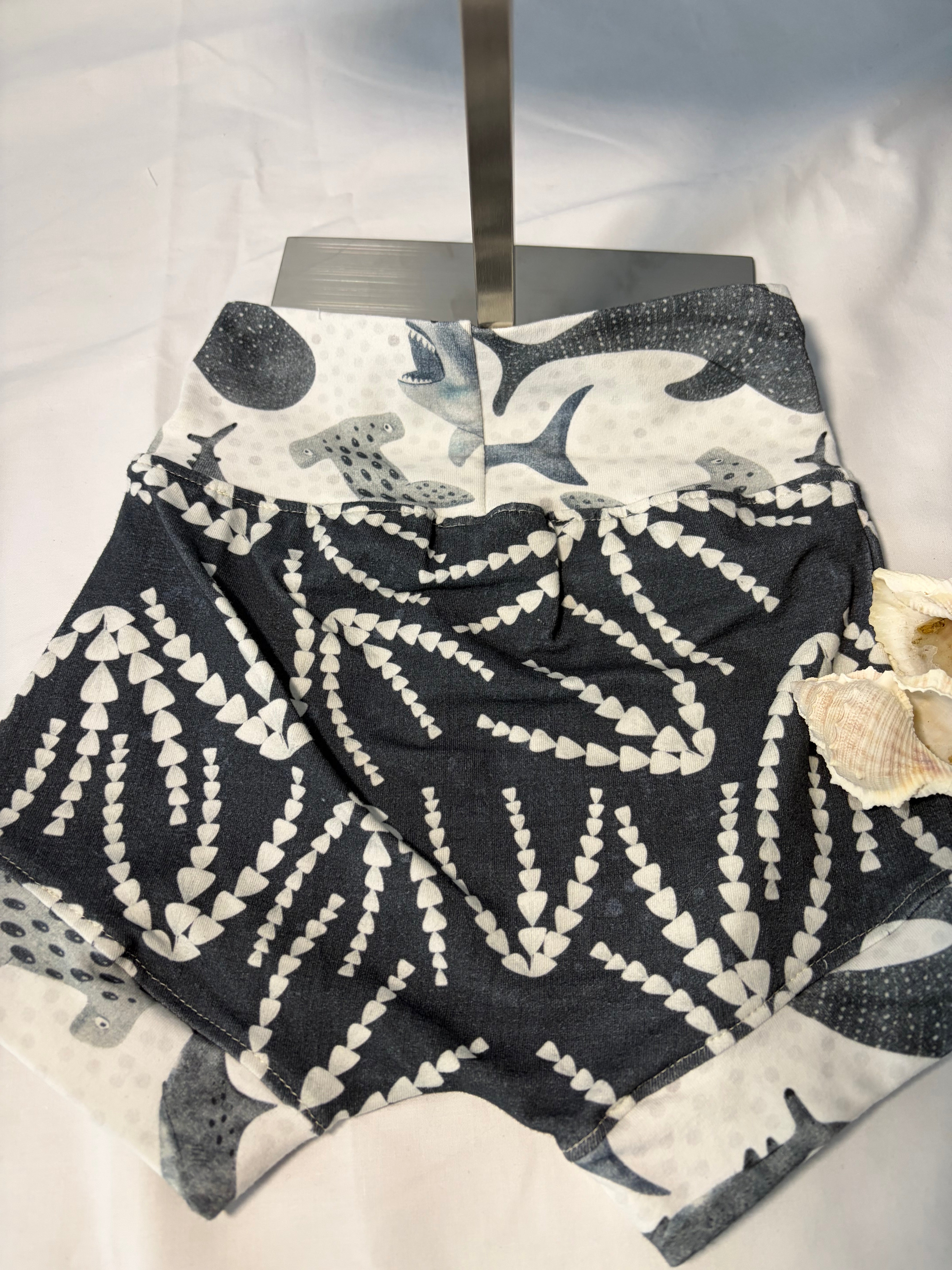 EOFY SALE SHARK TEE AND SHORTS SET 12-18 months