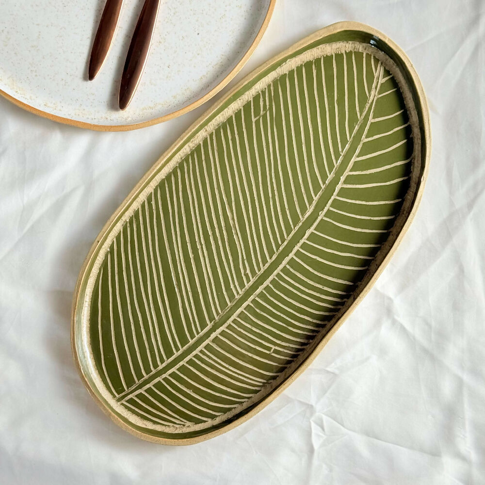 Australian-Ceramic-Pottery-Artist-Ana-Ceramica-Home-Decor-Kitchen-and-Dining-Servingware-Handmade-Olive-Green-Platter-Sold-as-a-Second-Australian-Ceramics