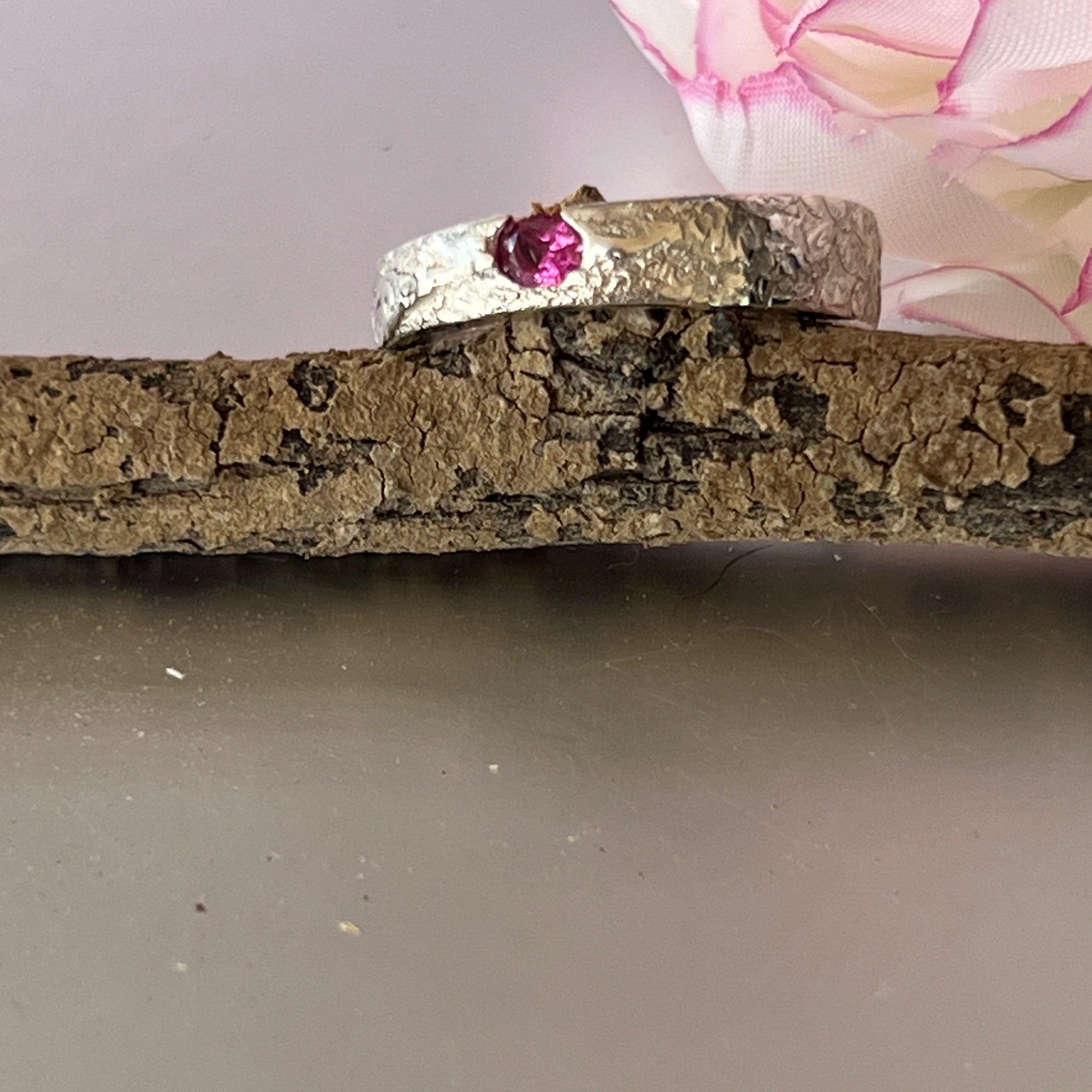 “Batemans Bay” Sterling Silver Ring-Pink Sapphire