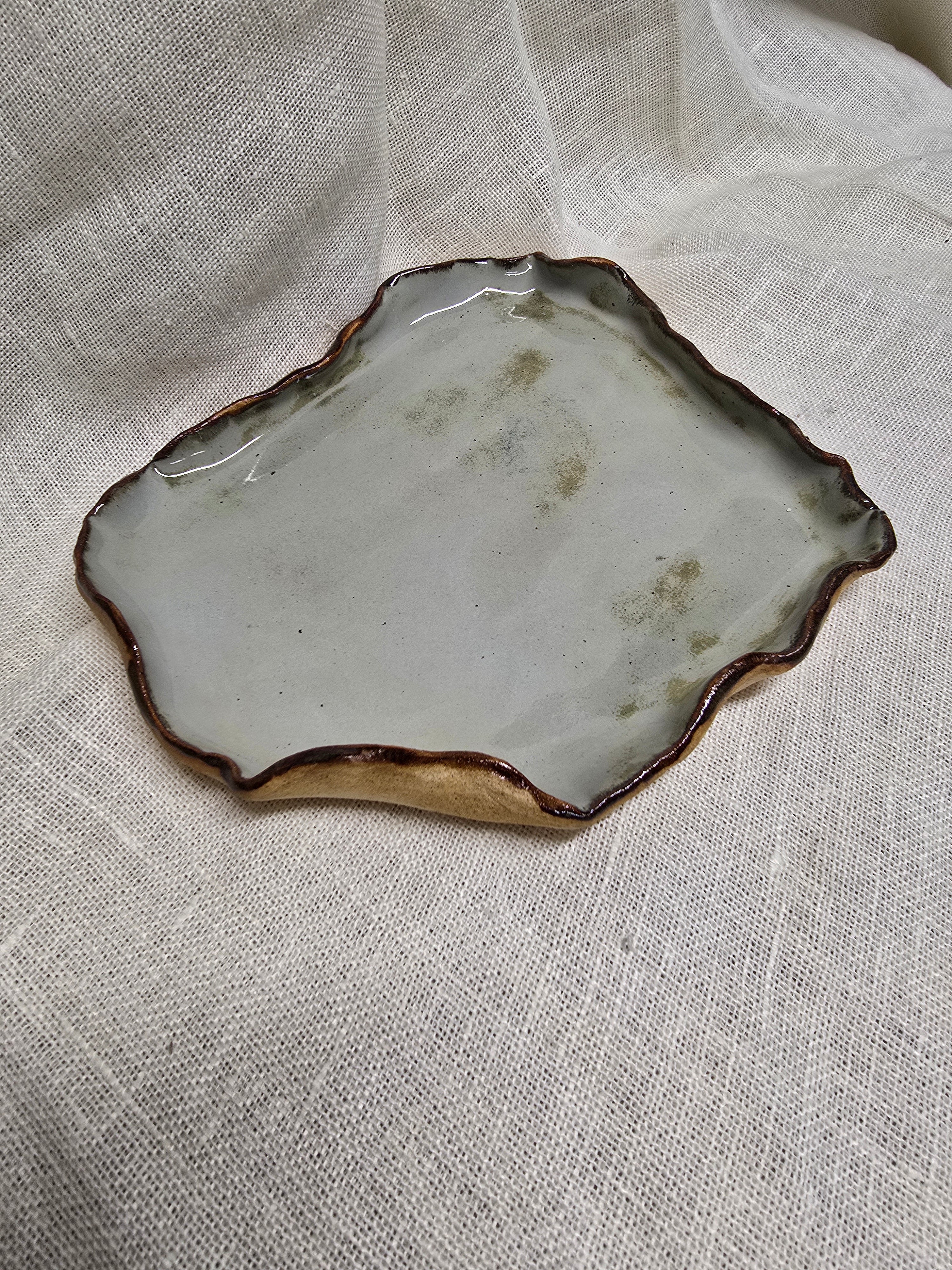 Organic shaped plate No.1