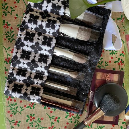 Black & White Floral Cosmetic Makeup Brush Roll