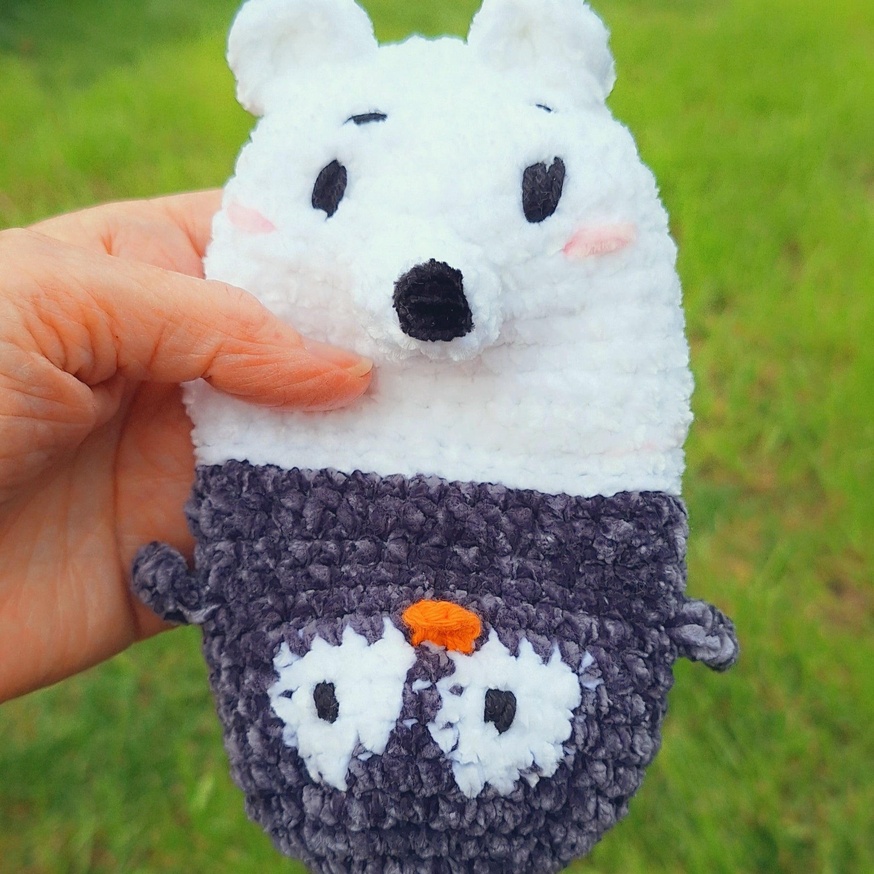 Two-in-one crocheted animal Toys, flip and transform