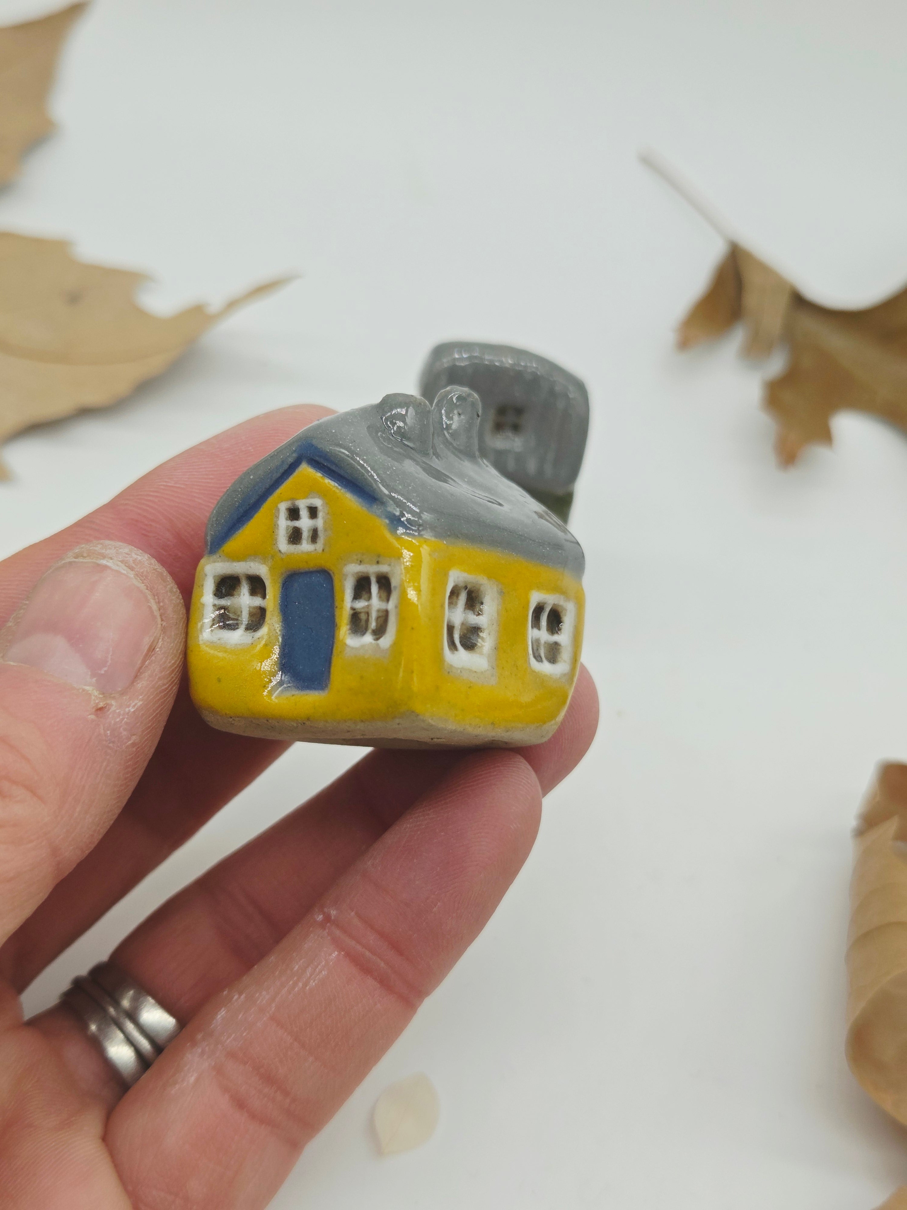 Norwegian Cottages Set of 2