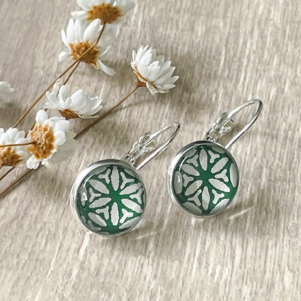 West-4th-Studio-green-and-white-star-earrings