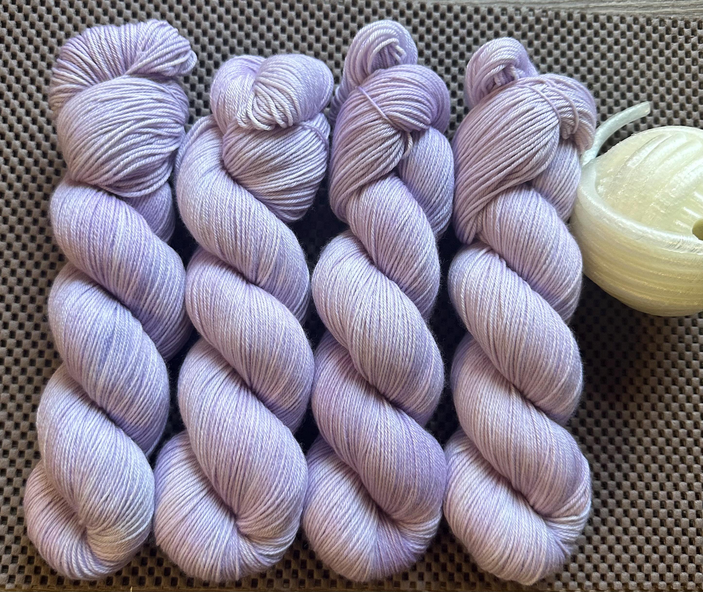 Lilac - 4ply Deluxe Hand Dyed Sock Yarn