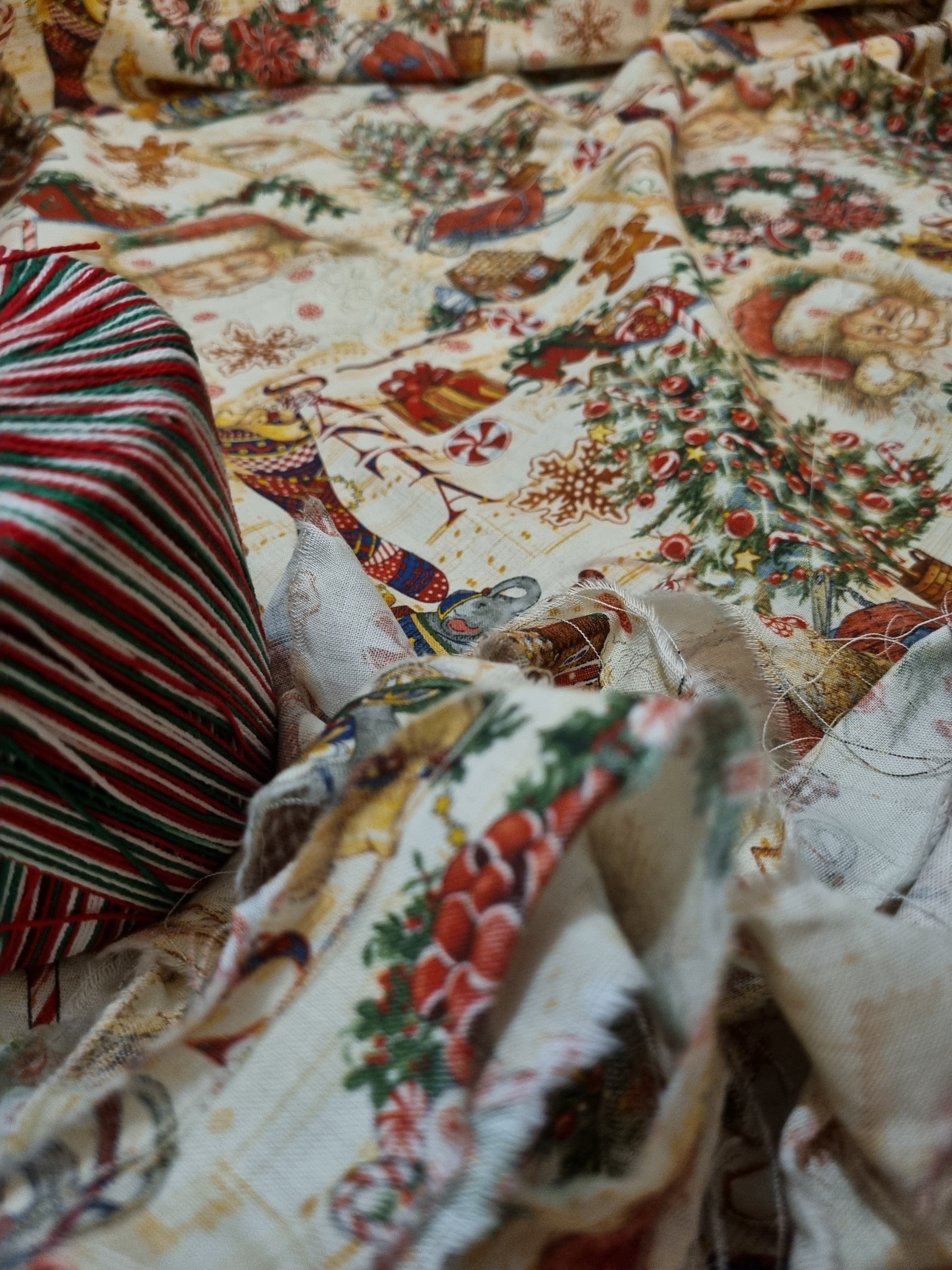 Handwoven Christmas fabric table runner festive print