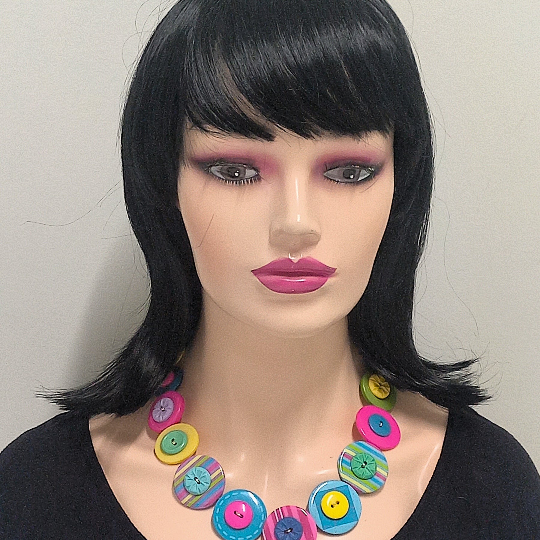 Button necklace - Carousel Colours