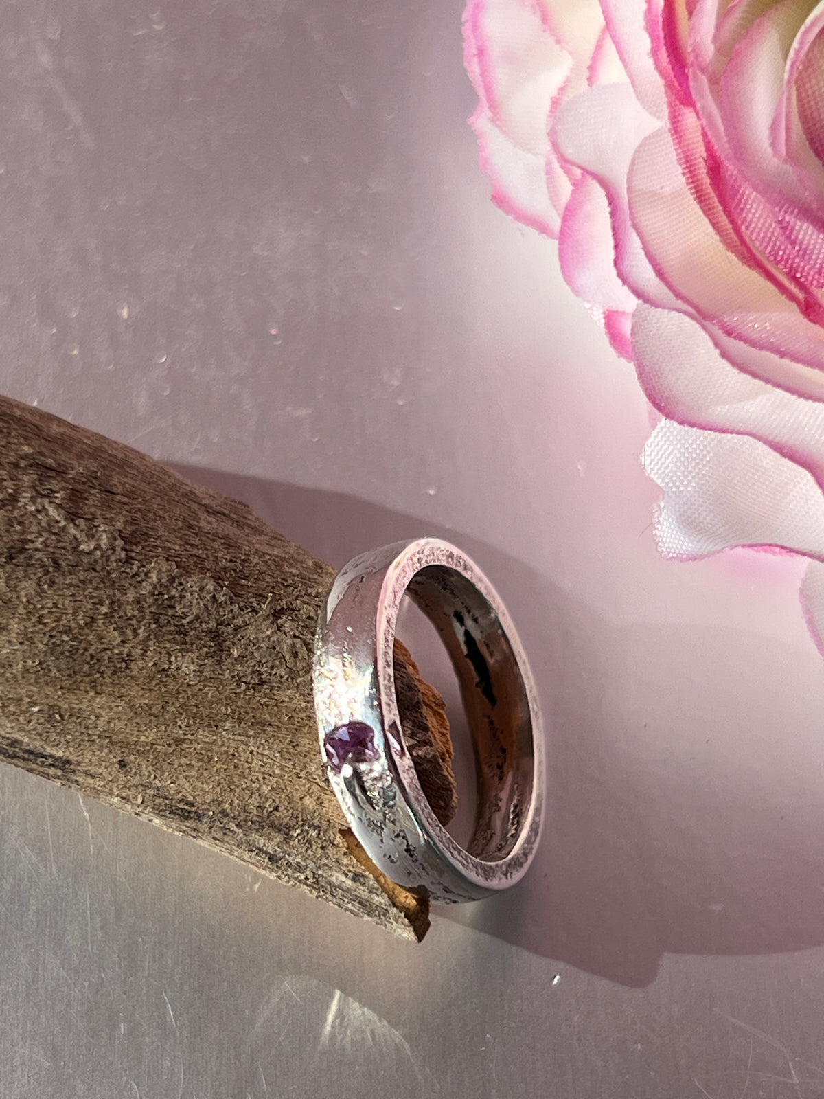 “Tambo Pink”- Sterling Silver ring with sapphire