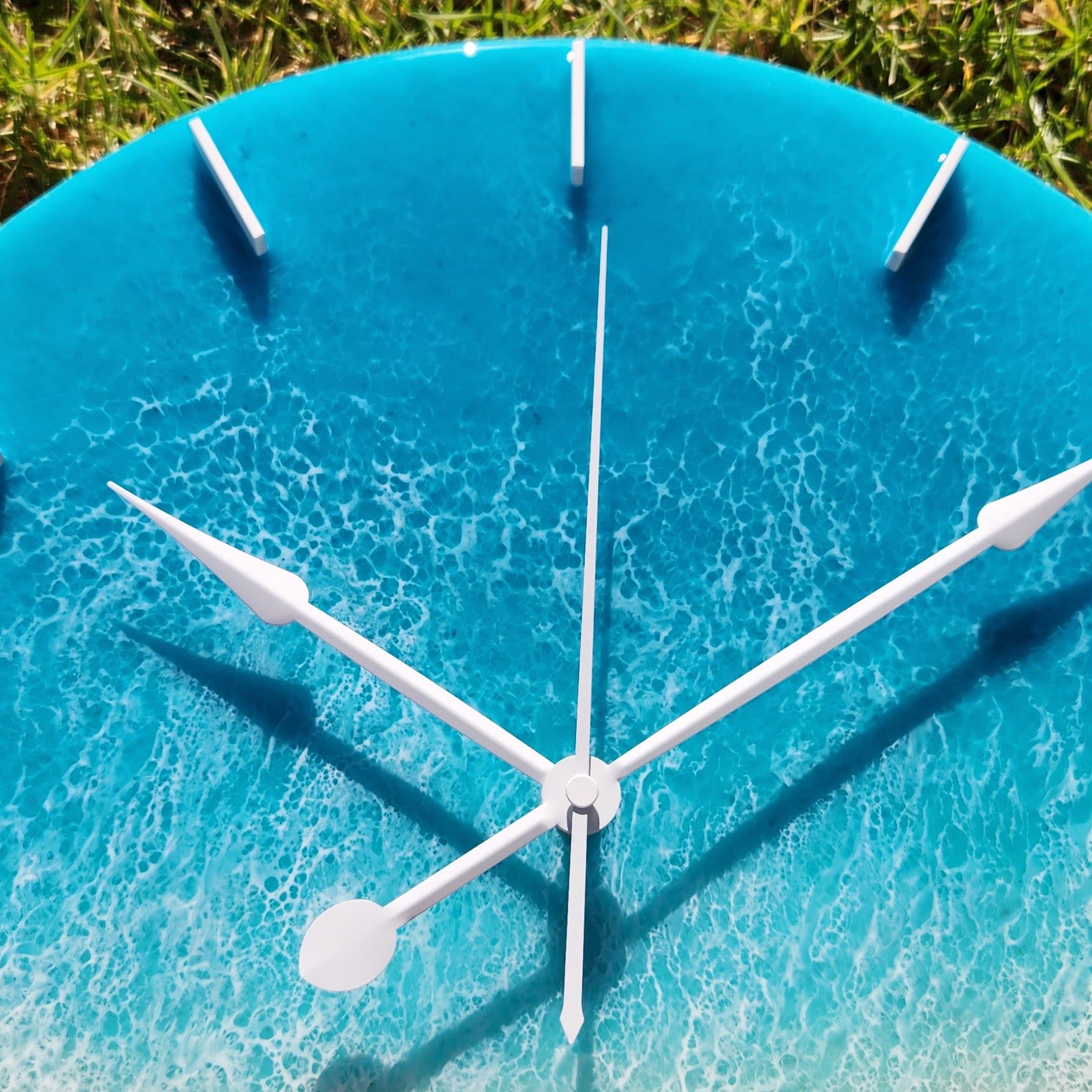 40 cm Beach Turquoise Resin Art Wall Clock