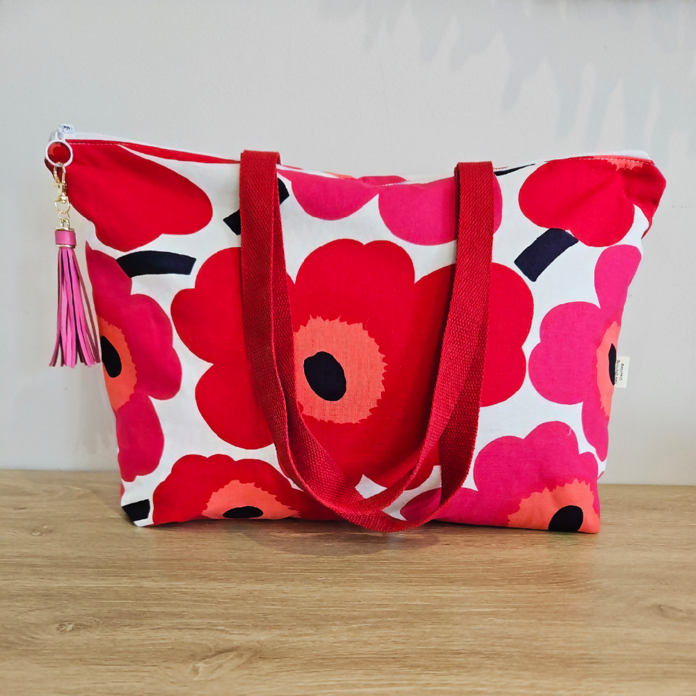 Marimekko-Pieni Unikko Zipper Tote bag