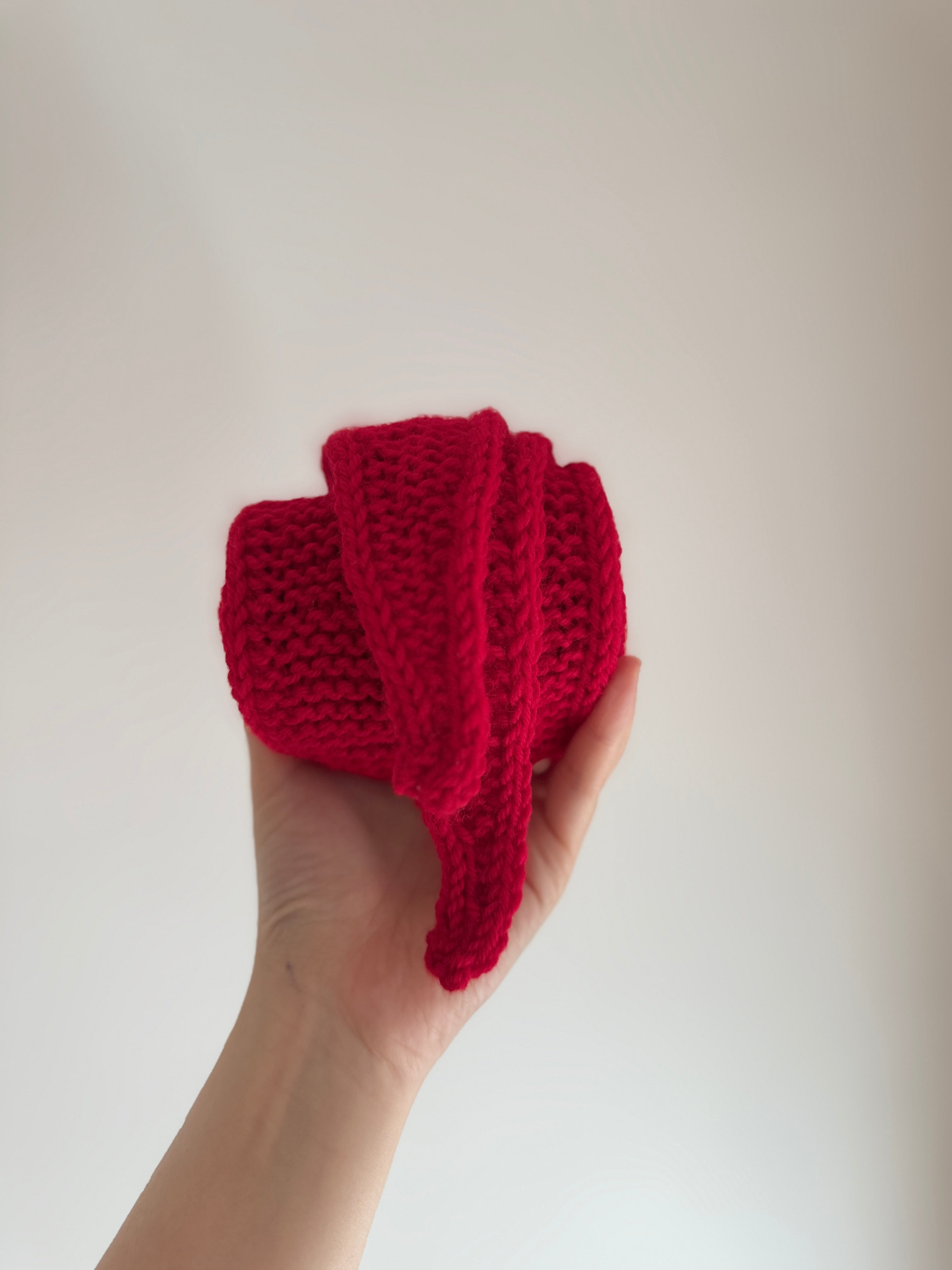 Sophie scarf in hot red