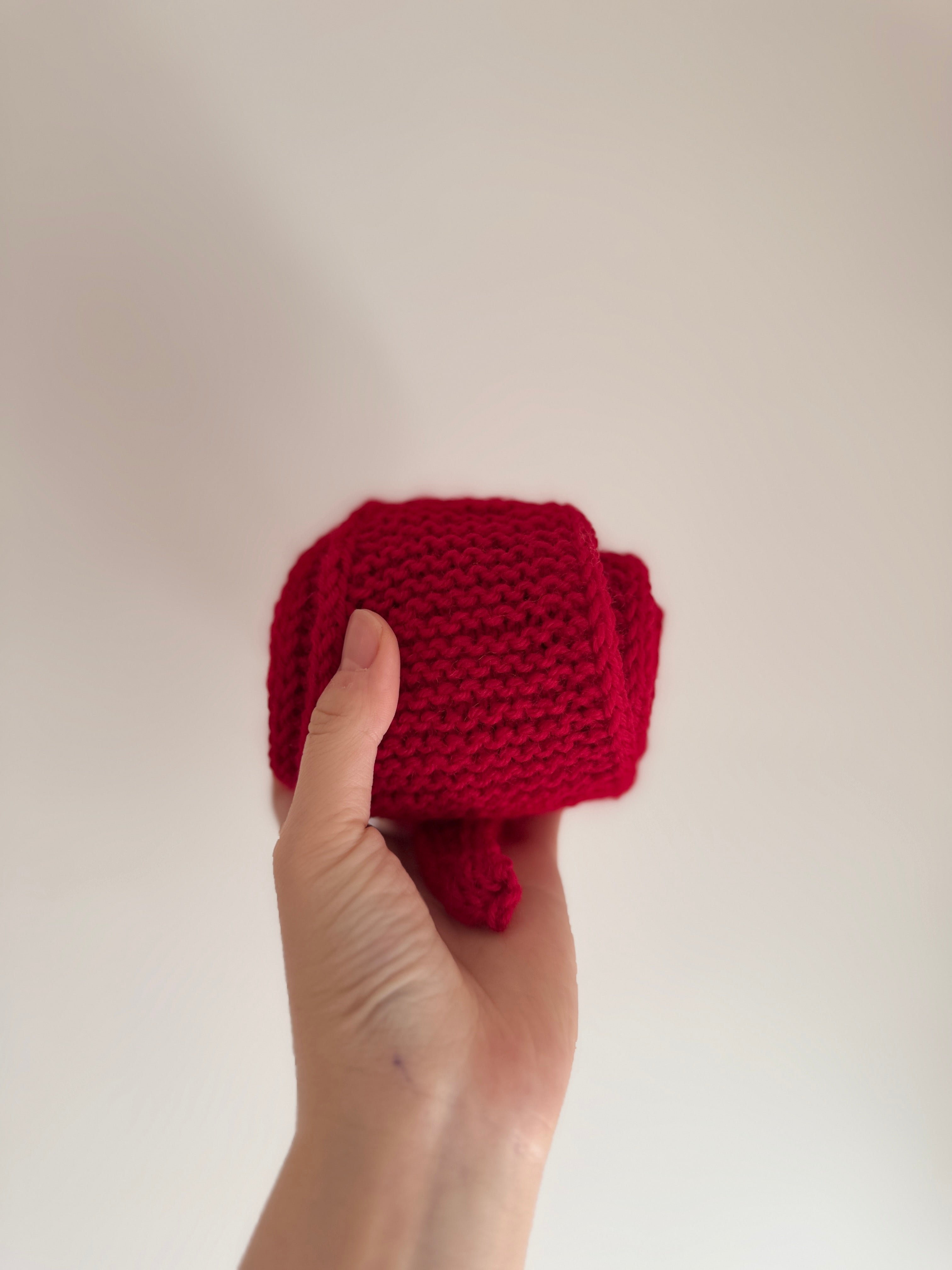 Sophie scarf in hot red