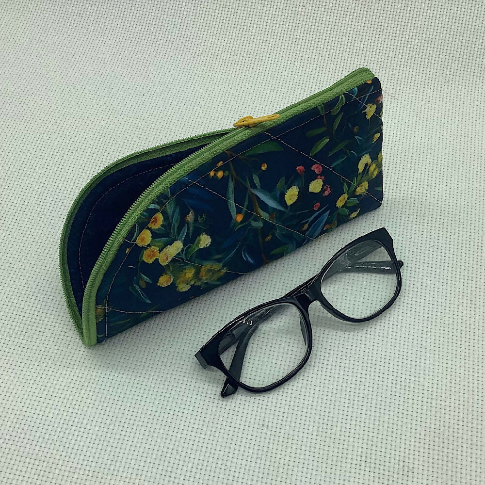 Australian wildflowers curved top zip pouch for glasses, phones, handbag organiser, etc.