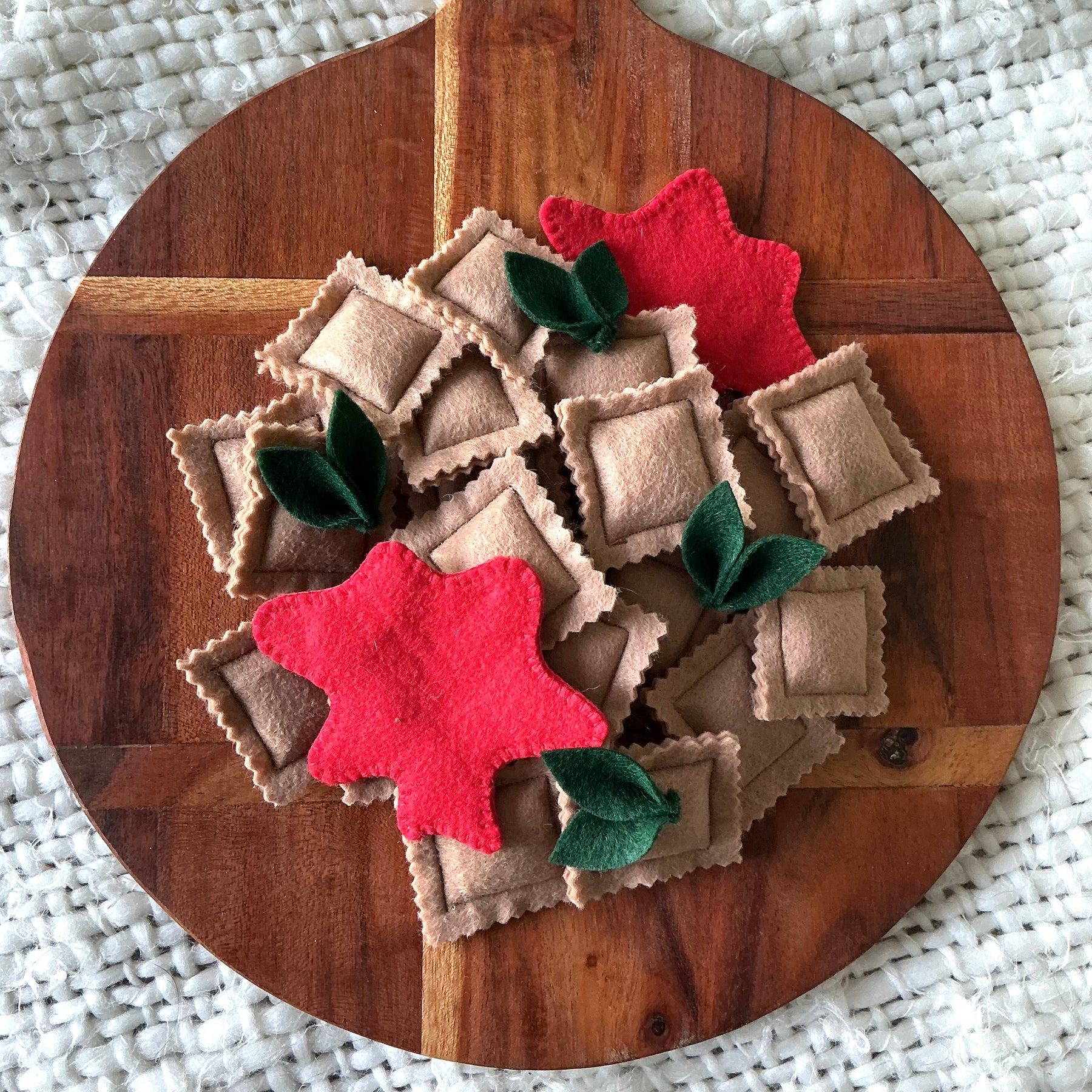 Felt ravioli pasta dinner set