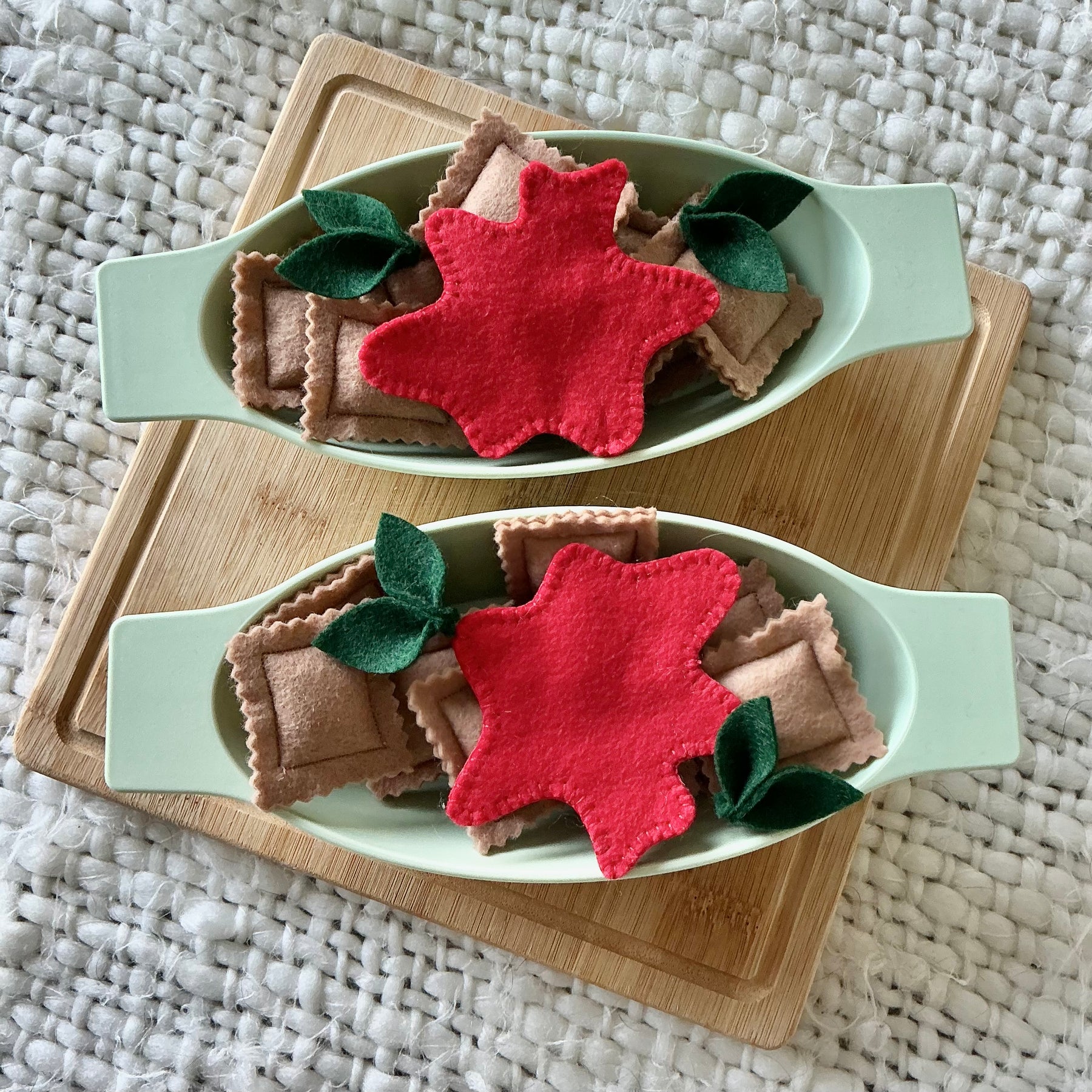 Felt ravioli pasta dinner set