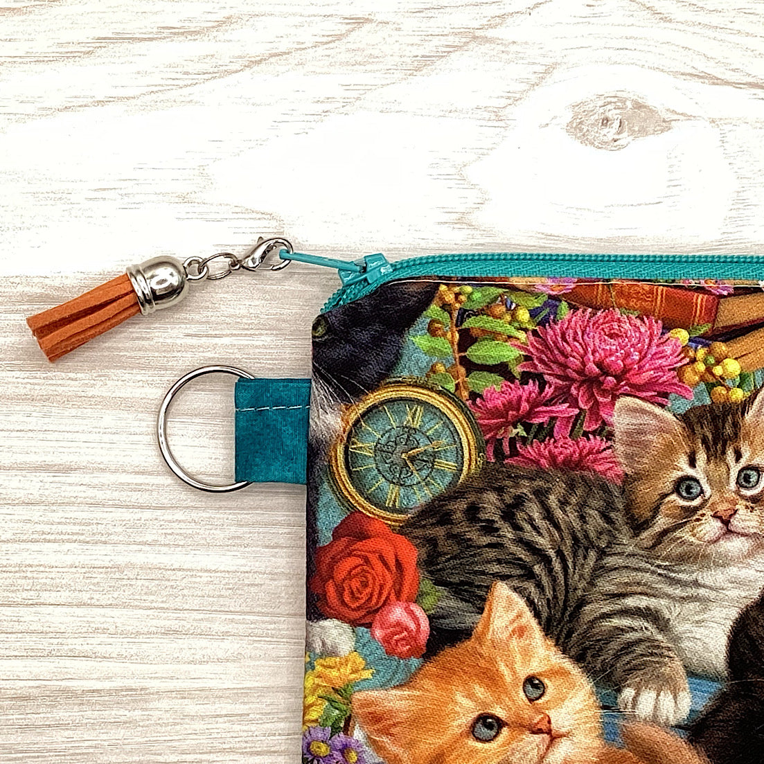 Cats kittens Zip Pouch (21cm x 16cm) Fully lined, lightly padded