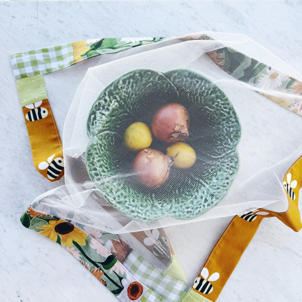 Bees and sunflowers weighted mesh food cover.