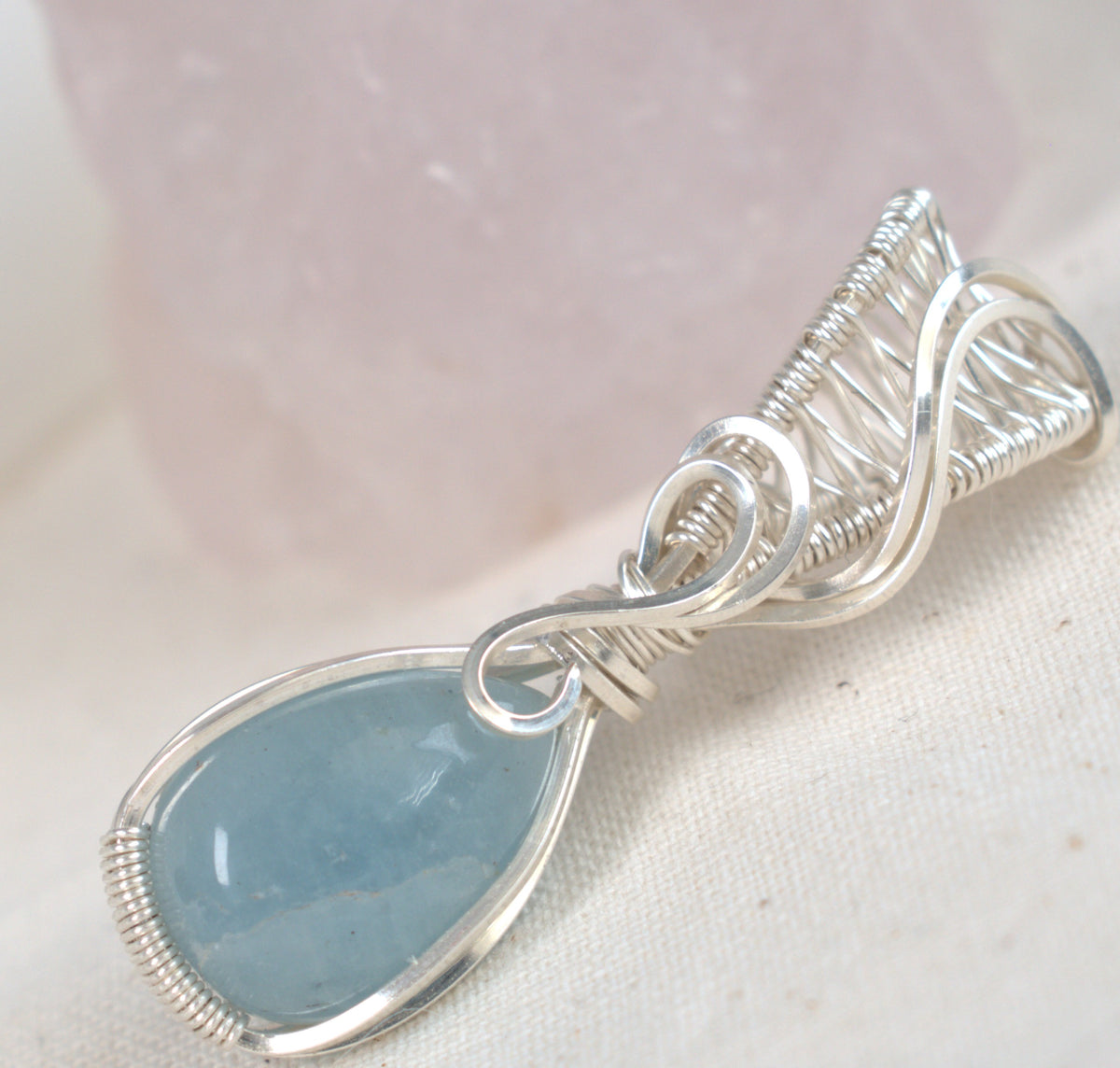 Wire Wrapped Aquamarine Keepsake Pendant