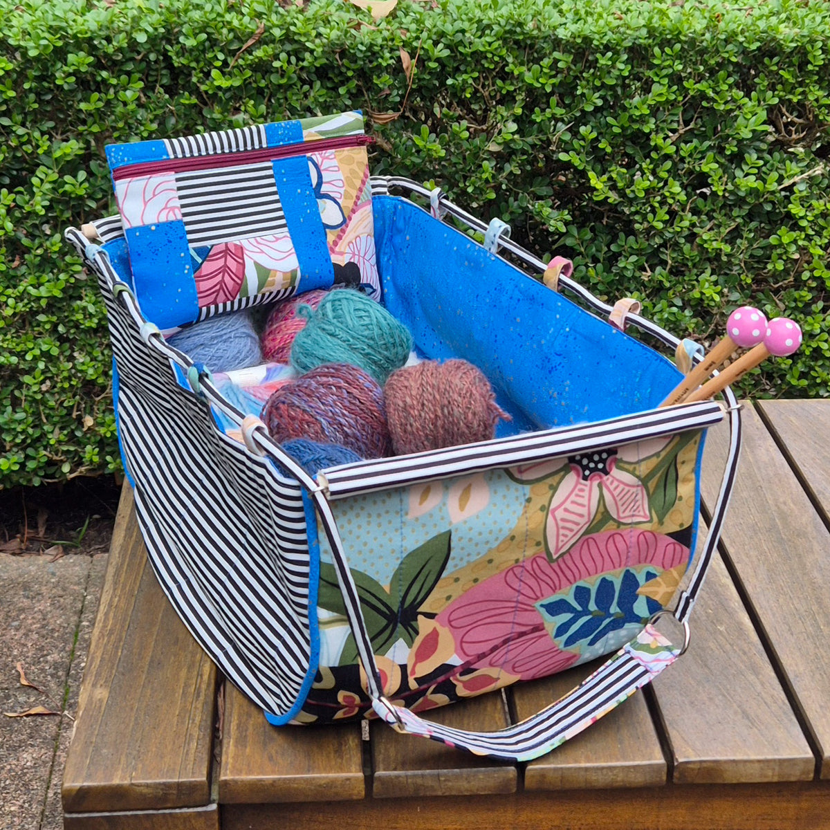 Large Knitting Project Bag – Convertible Tote