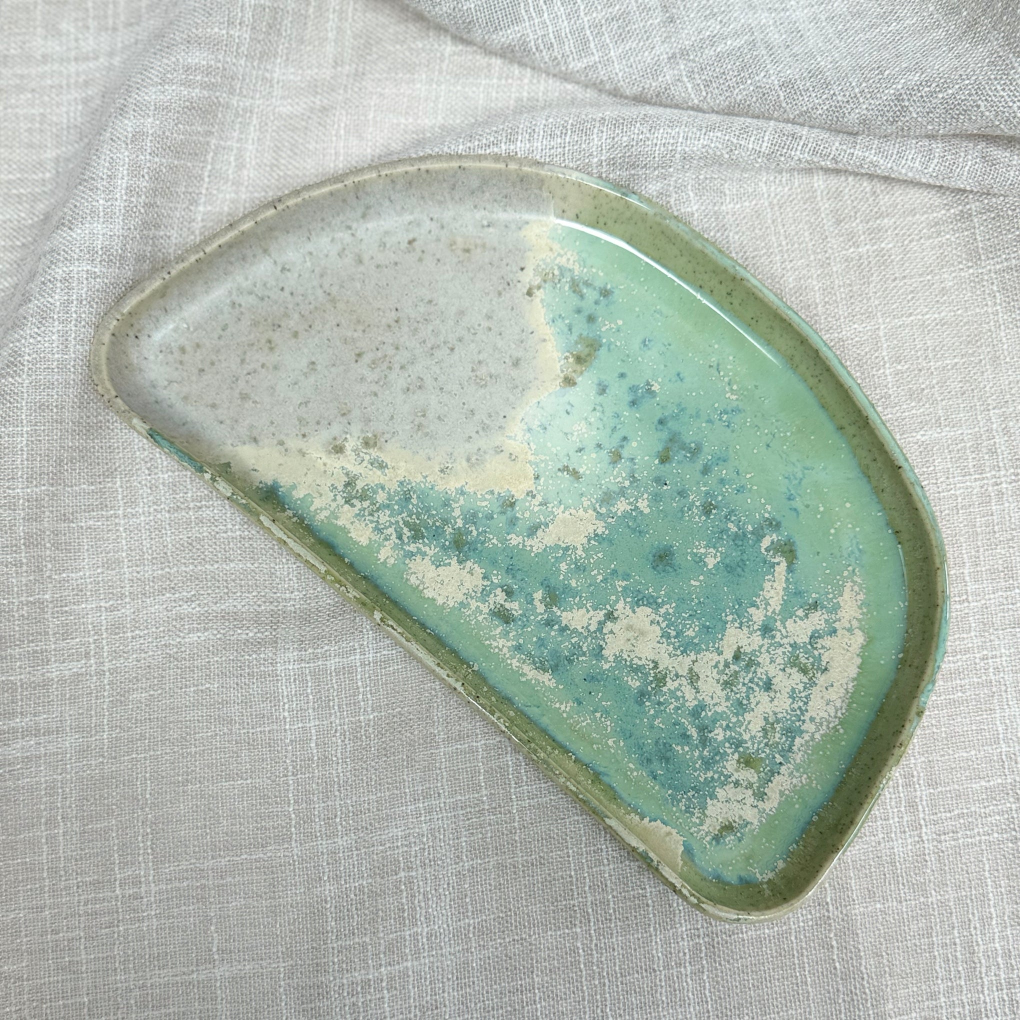 Ceramic platter/plates