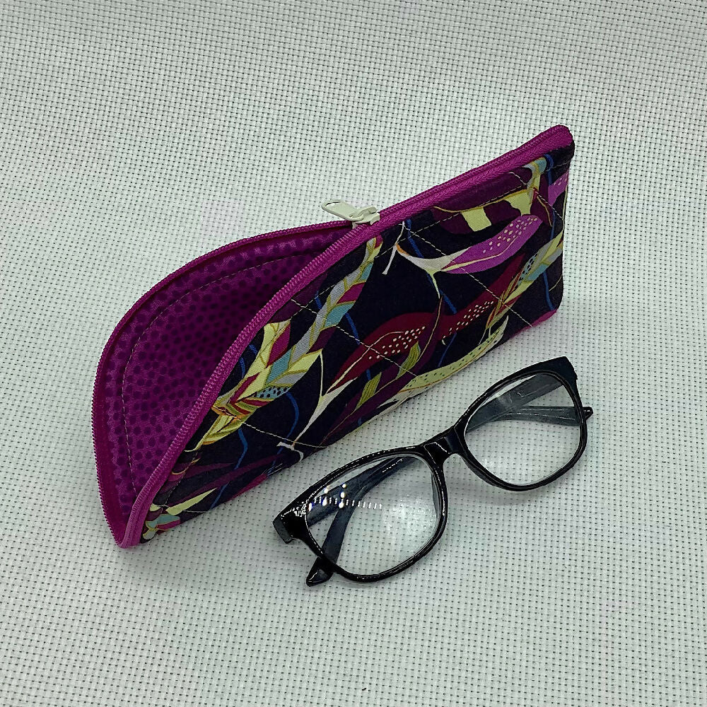 Gum leaves curved top zip pouch for glasses, phones, handbag organiser, etc.