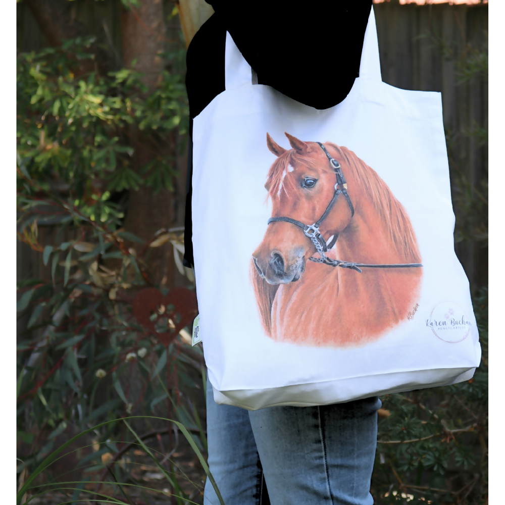 Australian-artist-illustration-tote-bag-arabian-horse-in-use