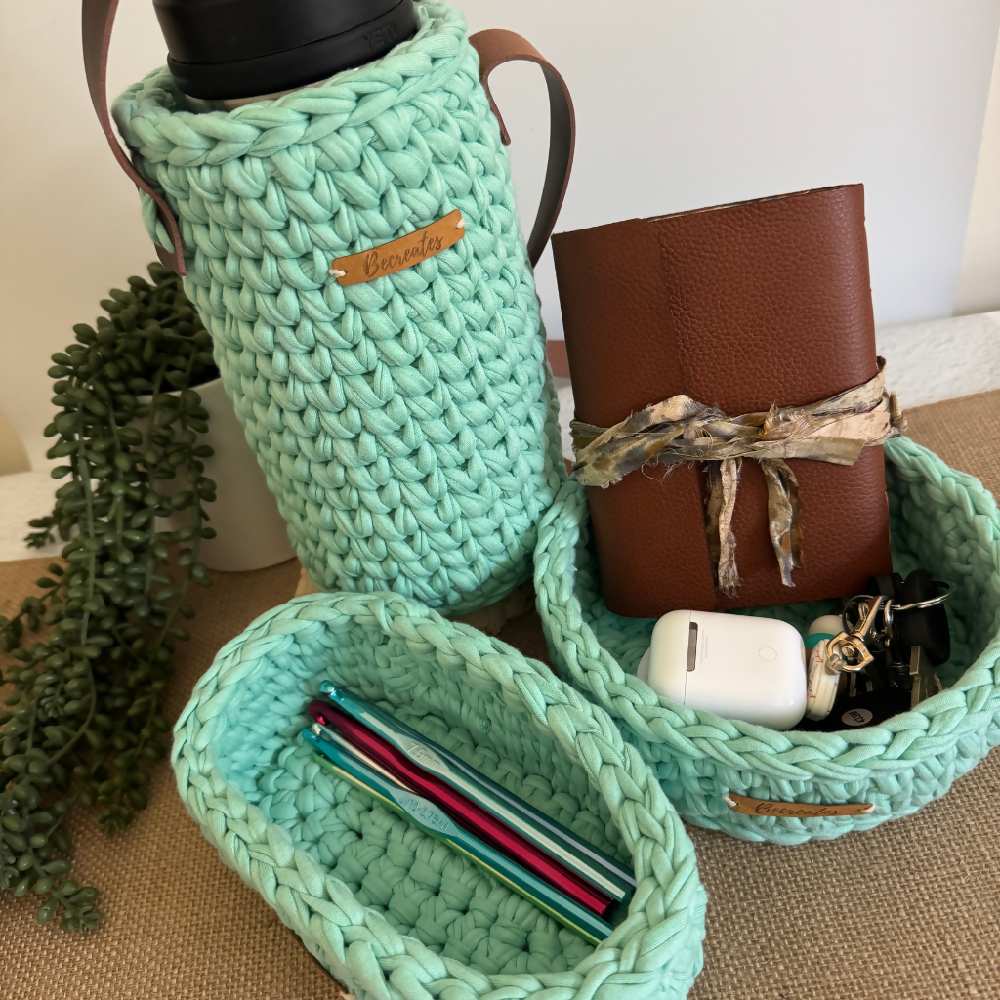 Spearmint-green-handmade-set-bottle-carrier-and-baskets (2)