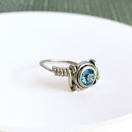 Vintage style crystal silver wire ring aqua blue, sapphire blue or green