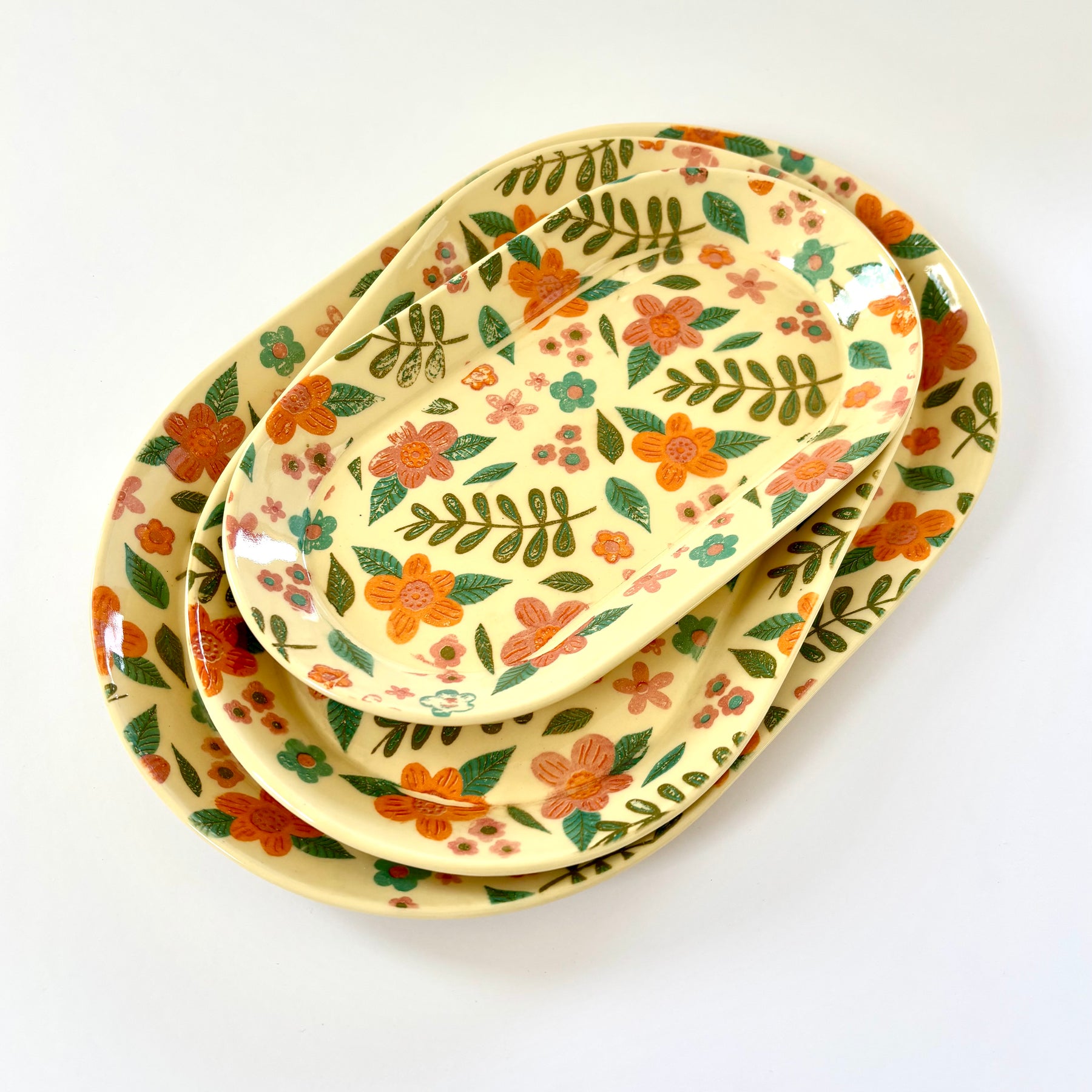 Flower Pattern Ceramic Tray/Plates Set of 3
