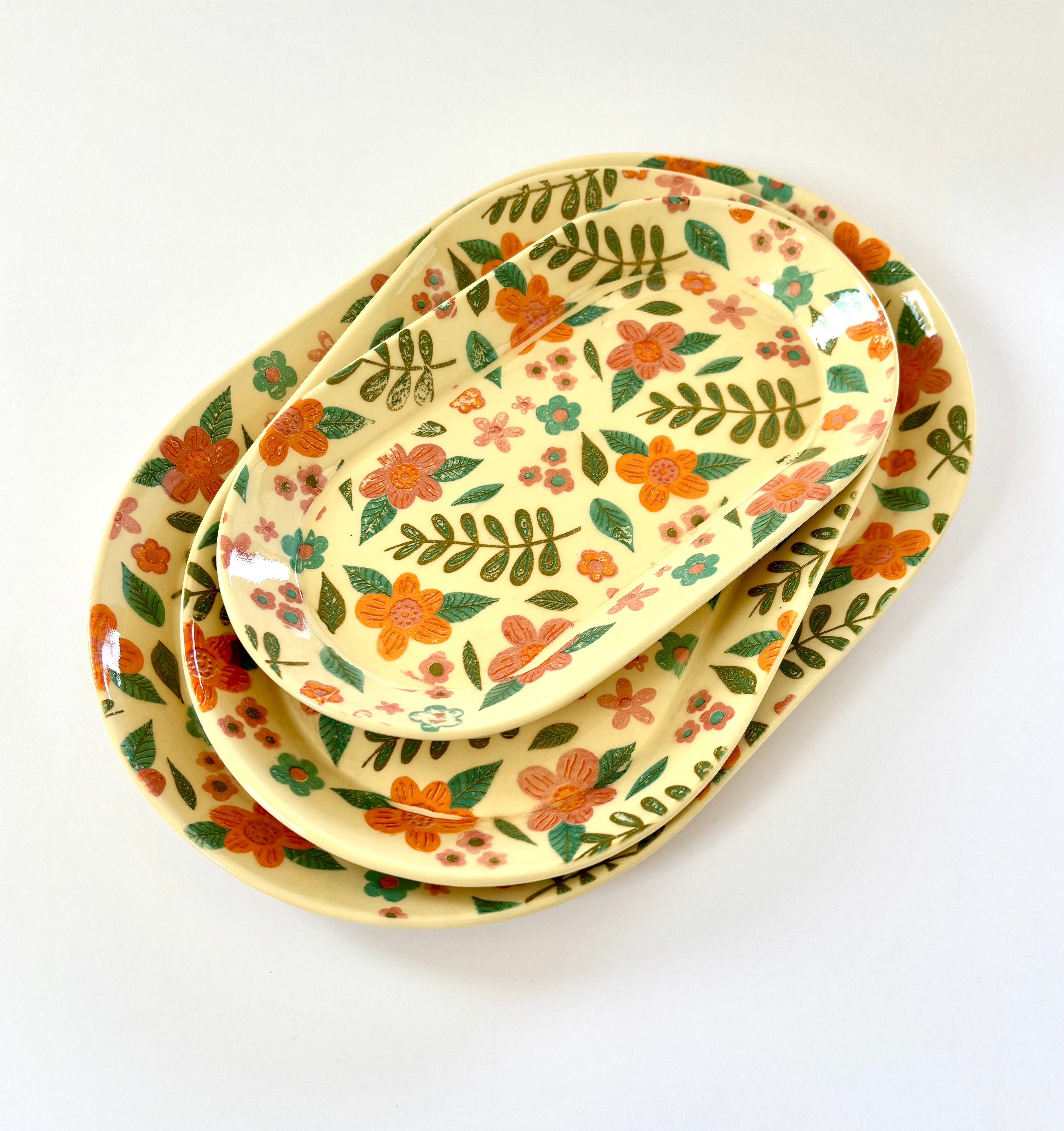 Flower Pattern Ceramic Tray/Plates Set of 3