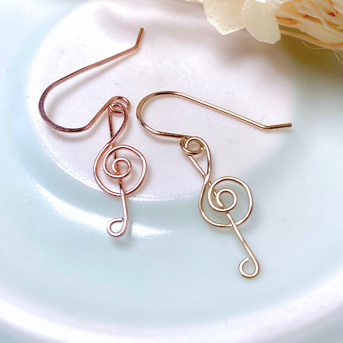Music dangle earrings | Treble clef, Quaver, Double quaver | Sterling silver, Gold-filled, Stainless steel | Music lover gift