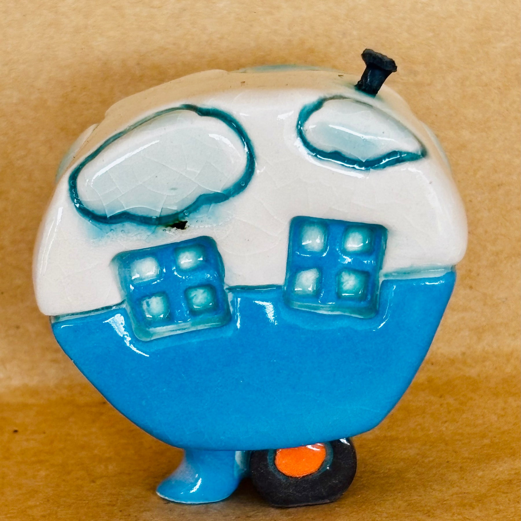 Small Retro Collectable Ceramic Caravan 9