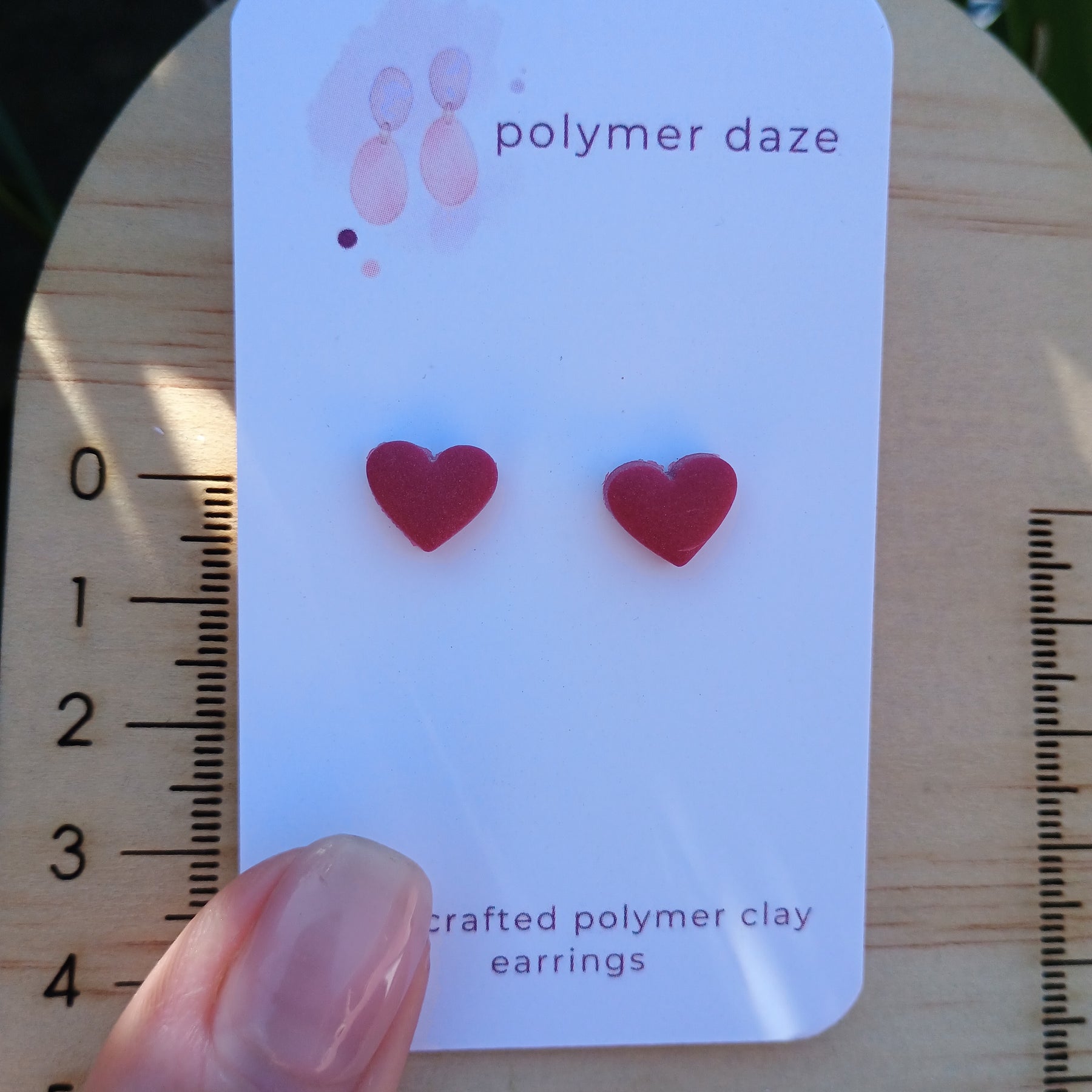 Mini heart stud earrings