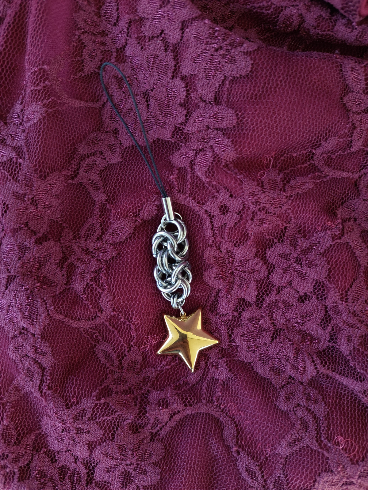 Chainmaille phone charm