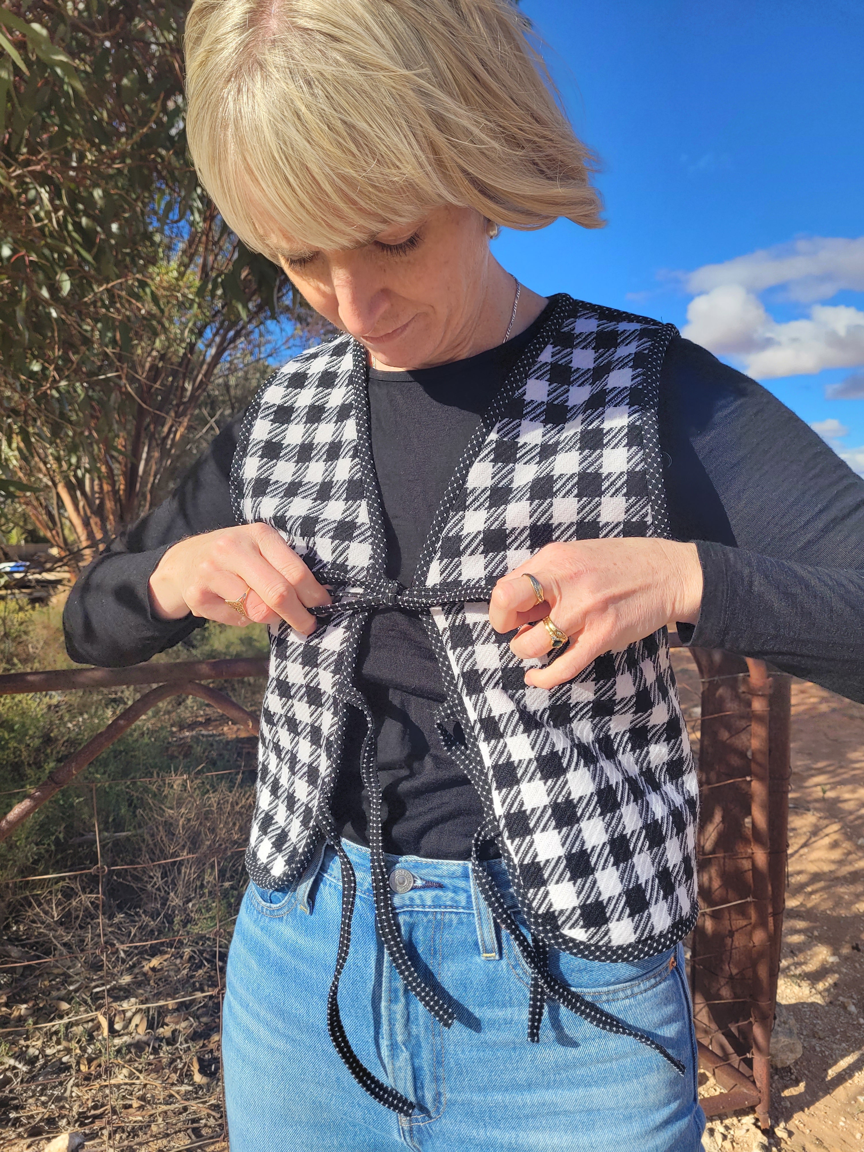 Gift Box - Reversible Tie Front Vest - XS/S