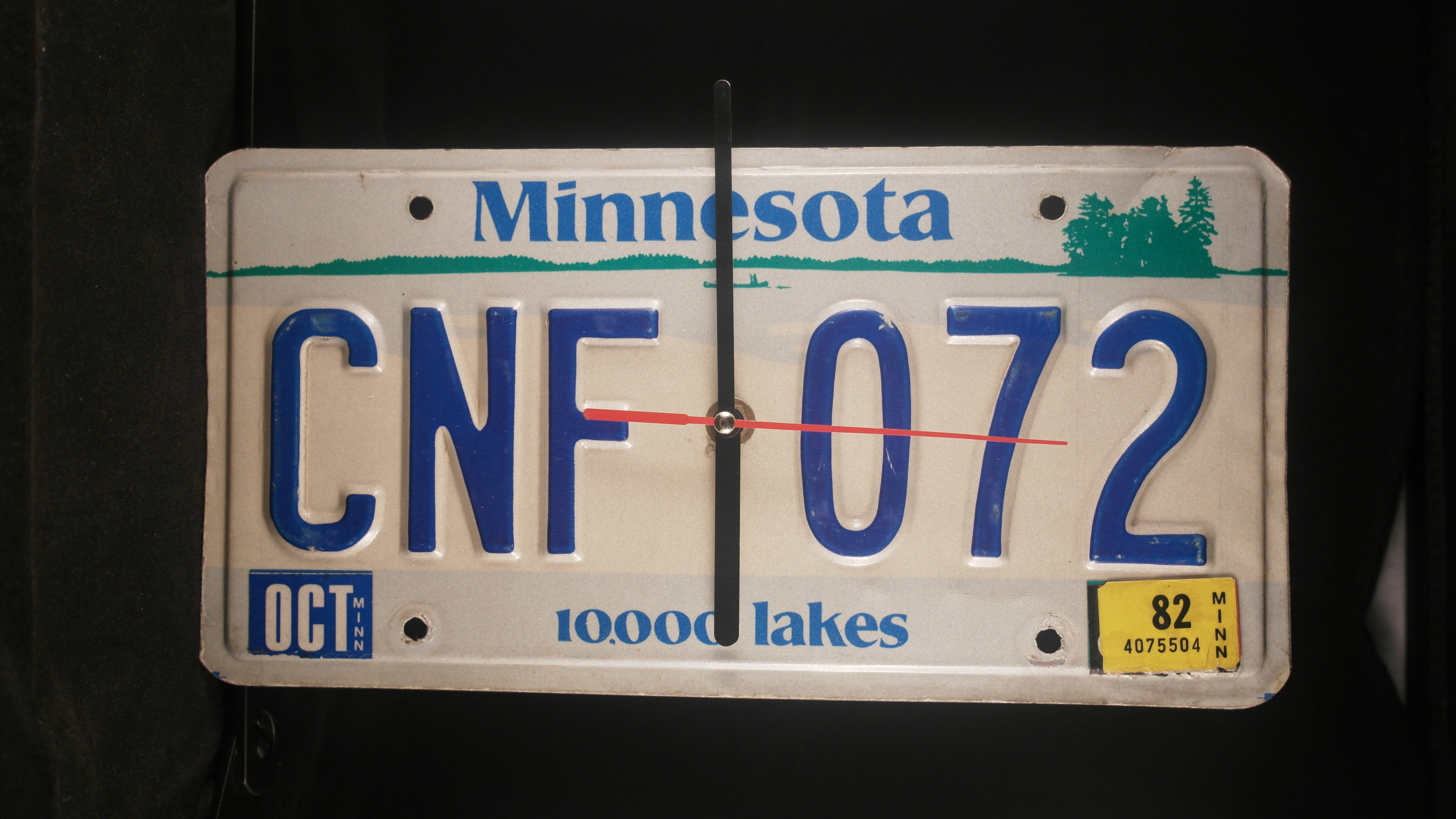 Genuine USA licence Plate Clock